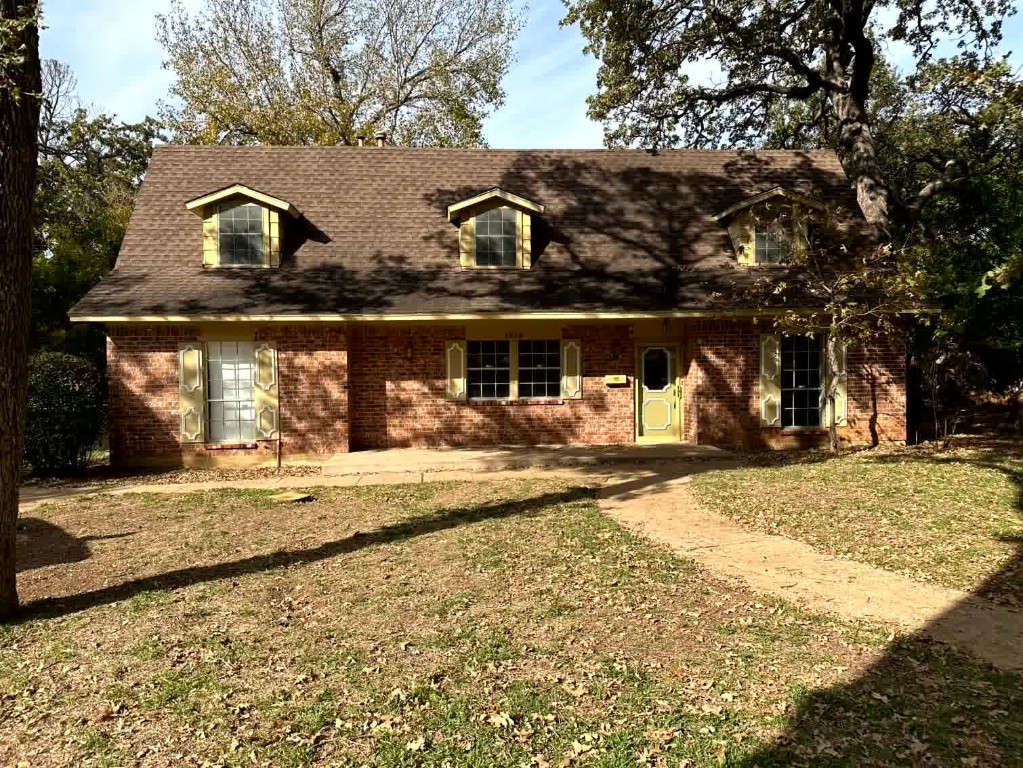 1815 Wellington Court Arlington TX 76013