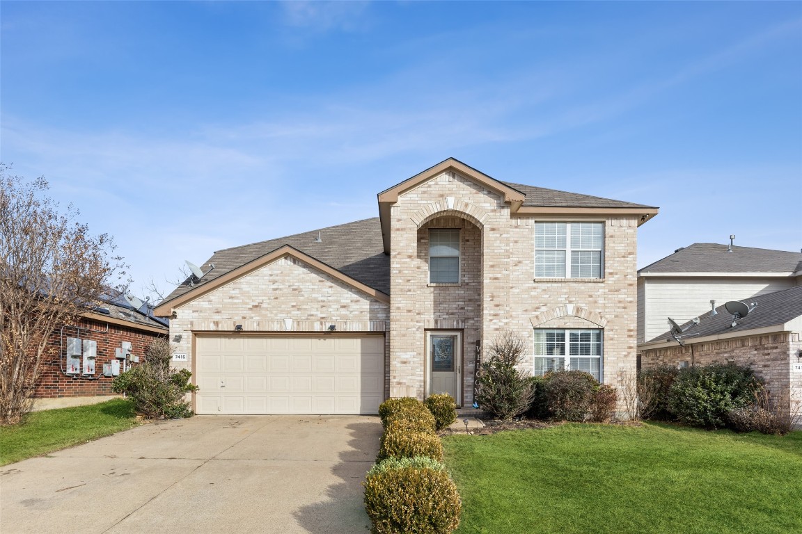 7415 Marsland Lane Arlington TX 76001