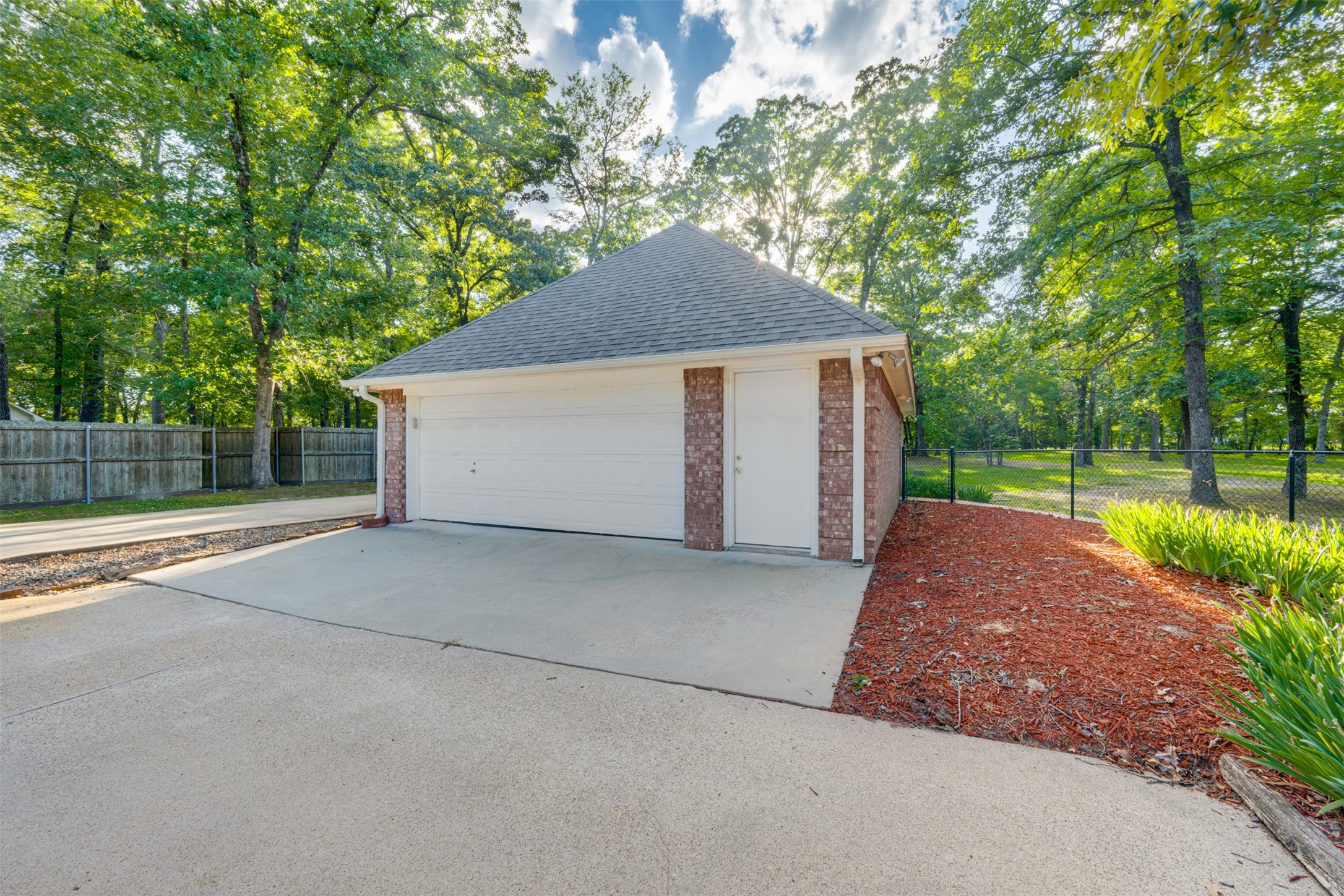 443 Copperhead Trail Powderly TX 75473