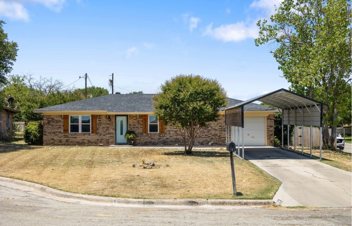 1 Alamo Court Brownwood TX 76801