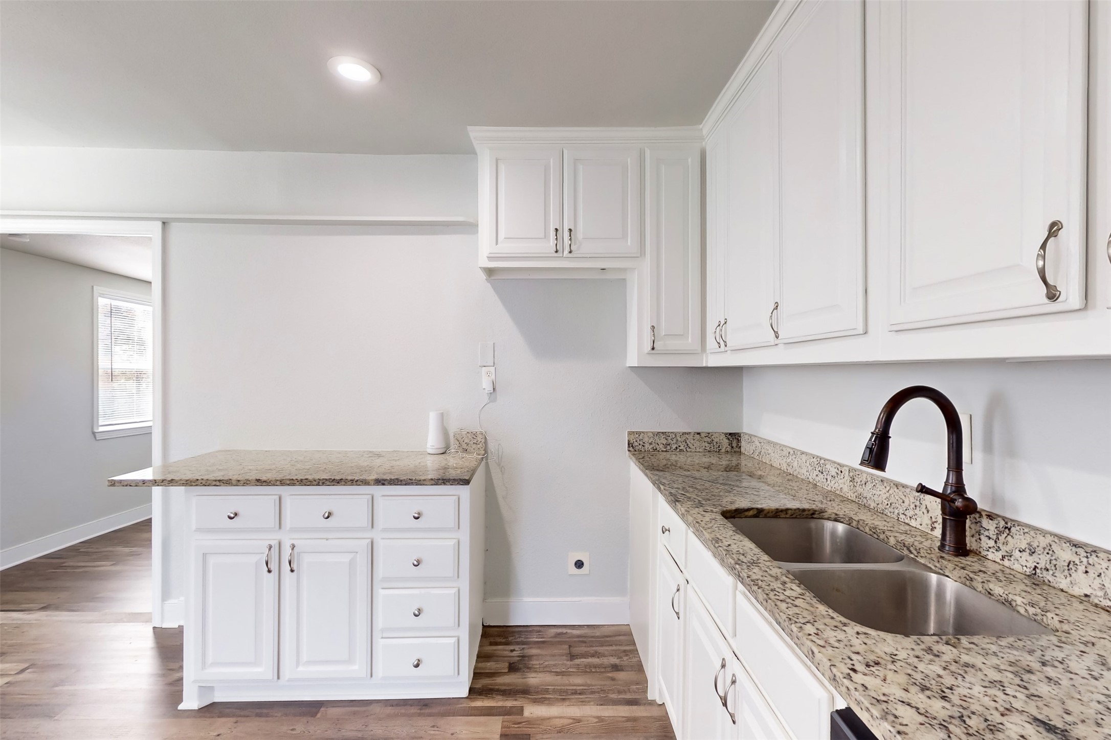 2667 Custer Drive Dallas TX 75216