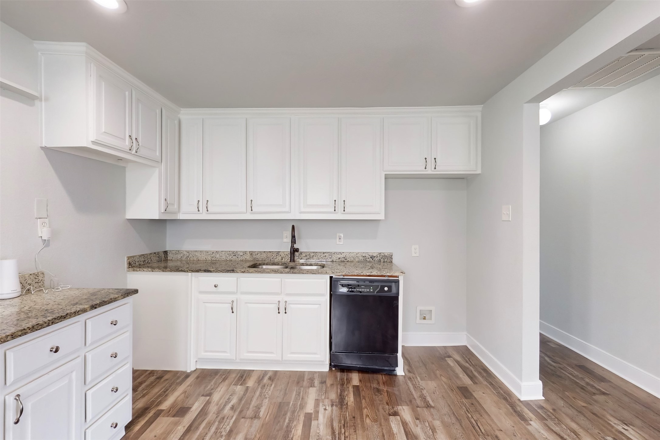2667 Custer Drive Dallas TX 75216
