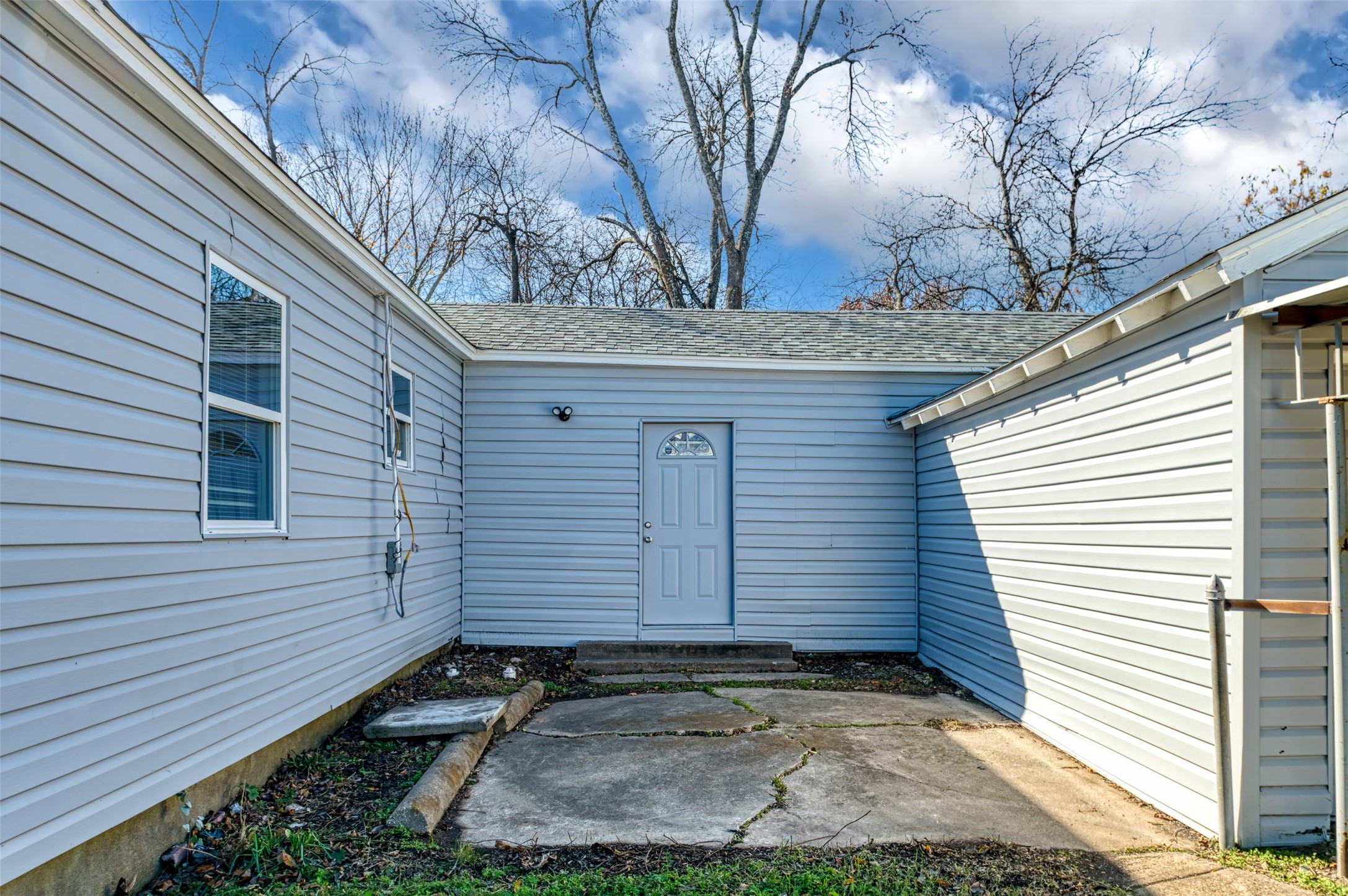 2667 Custer Drive Dallas TX 75216