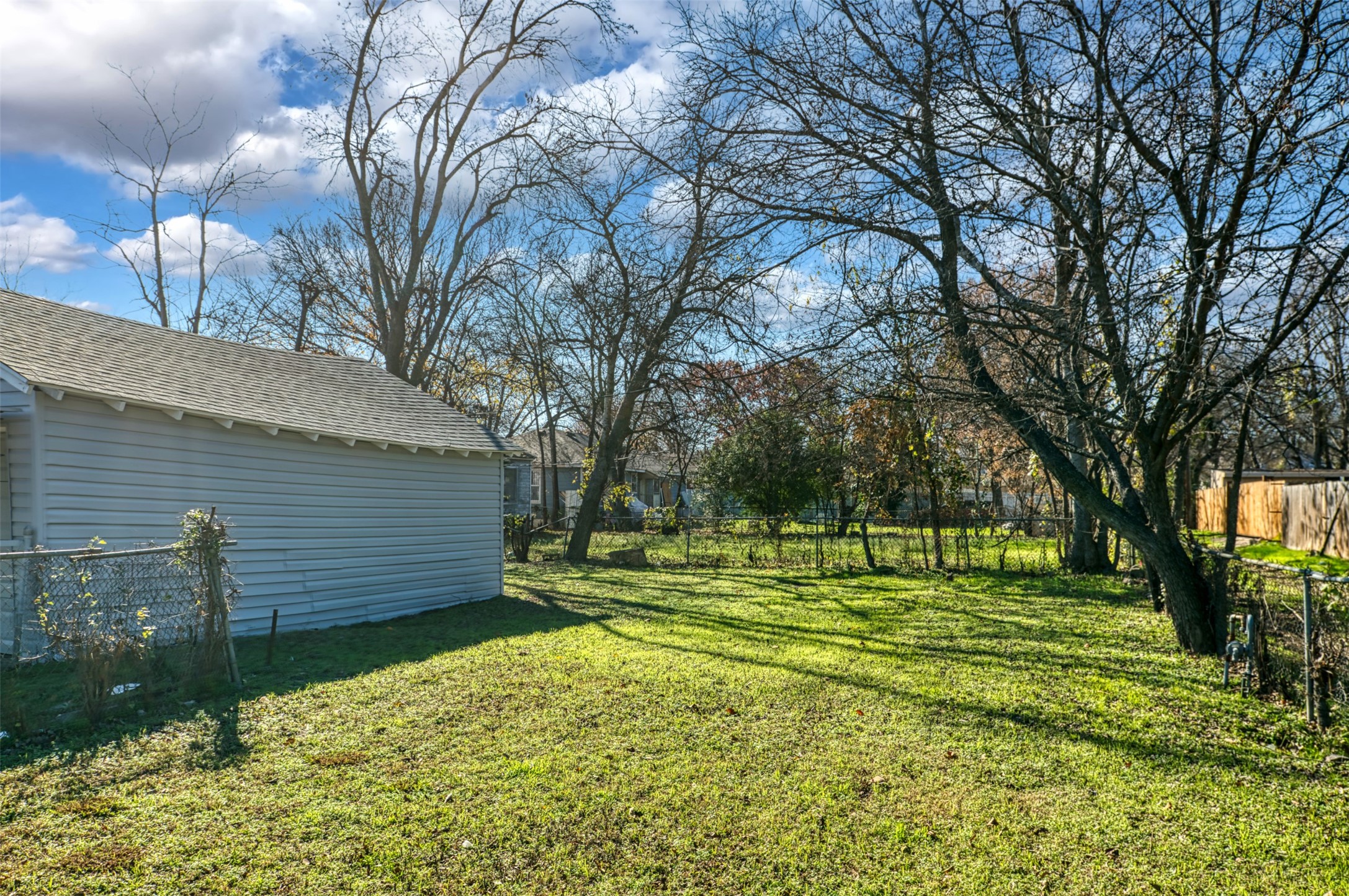 2667 Custer Drive Dallas TX 75216