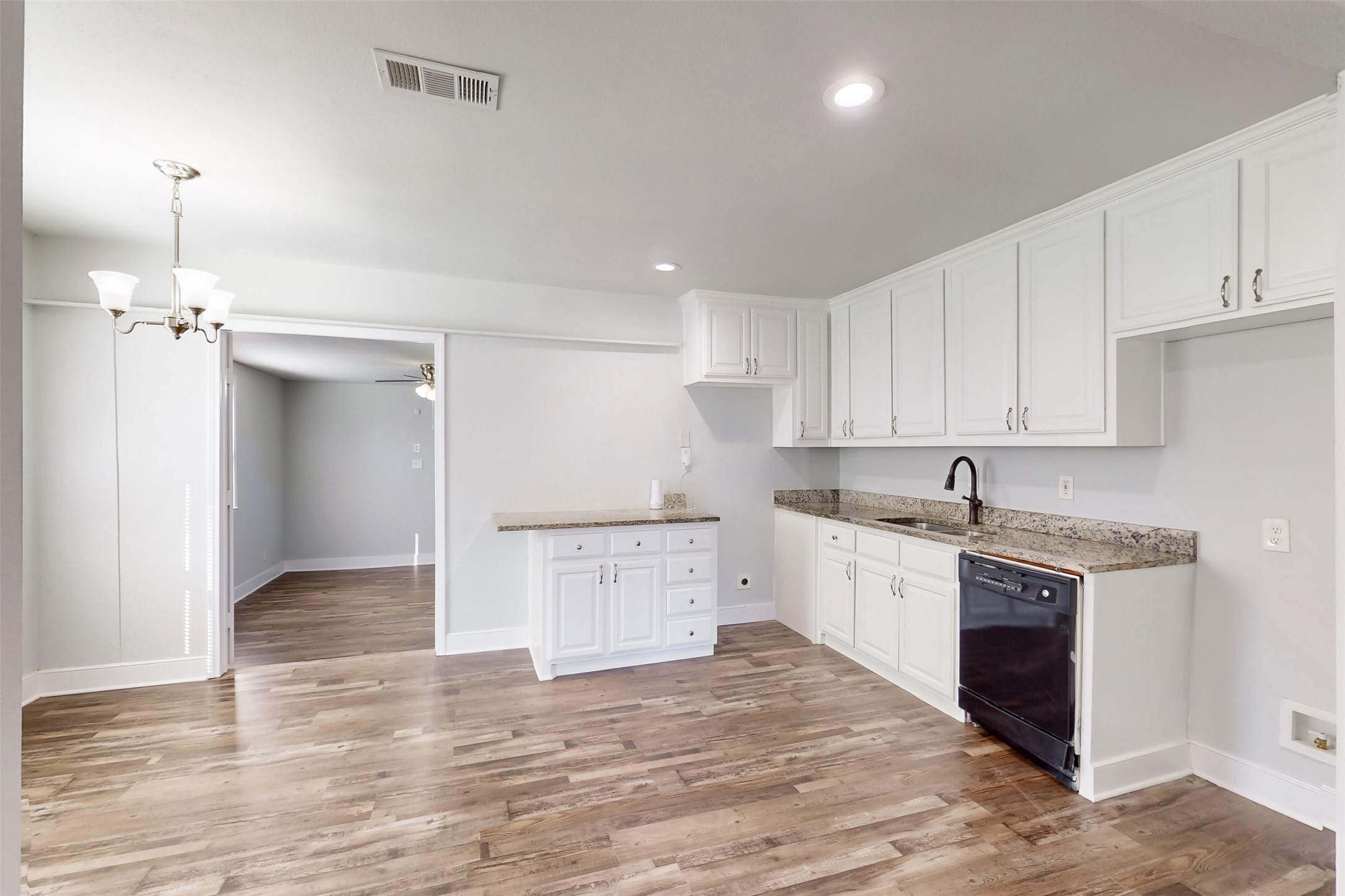 2667 Custer Drive Dallas TX 75216