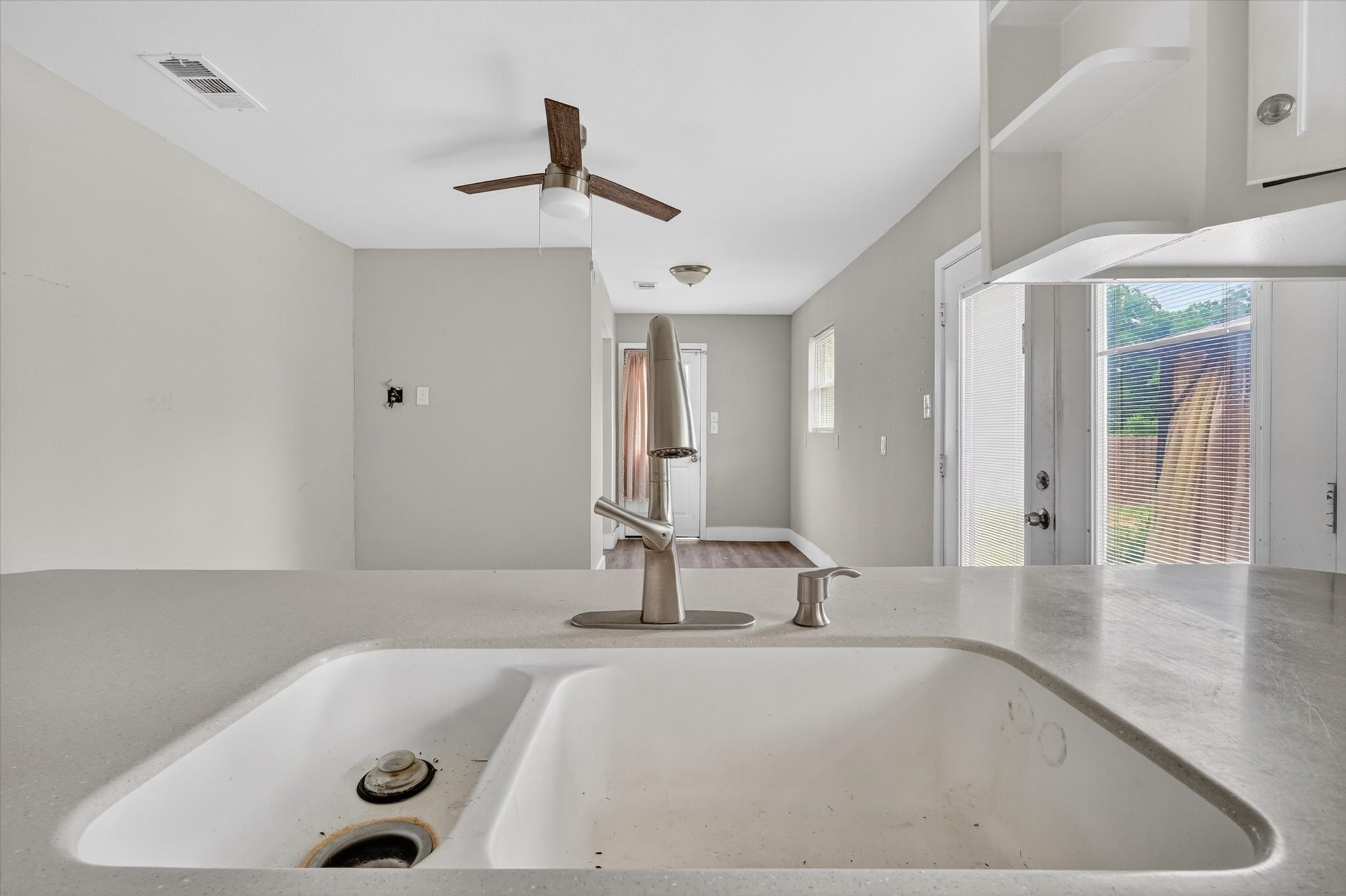 221 2nd Street Wilmer TX 75172