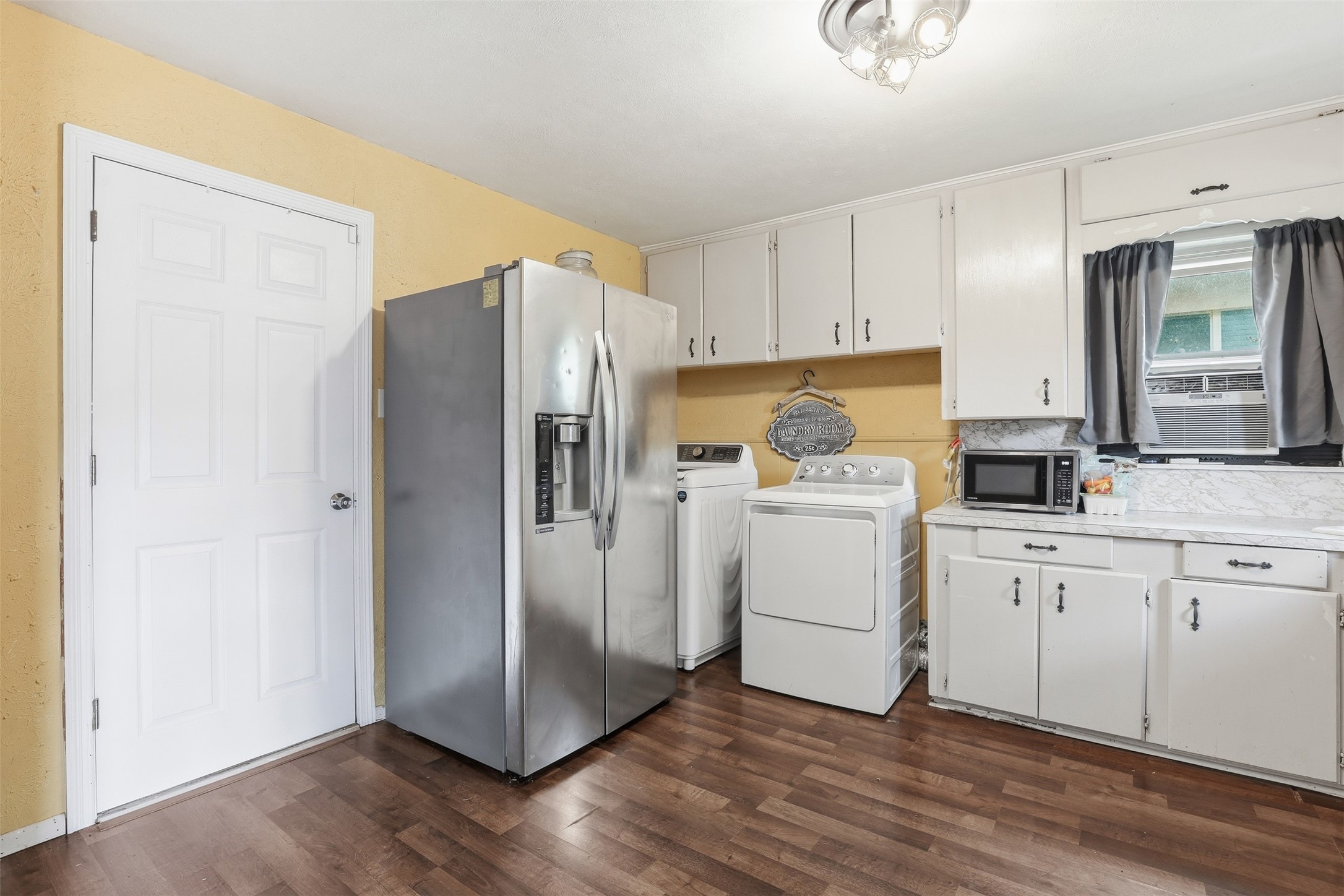 4304 Hodgkins Road Lake Worth TX 76135