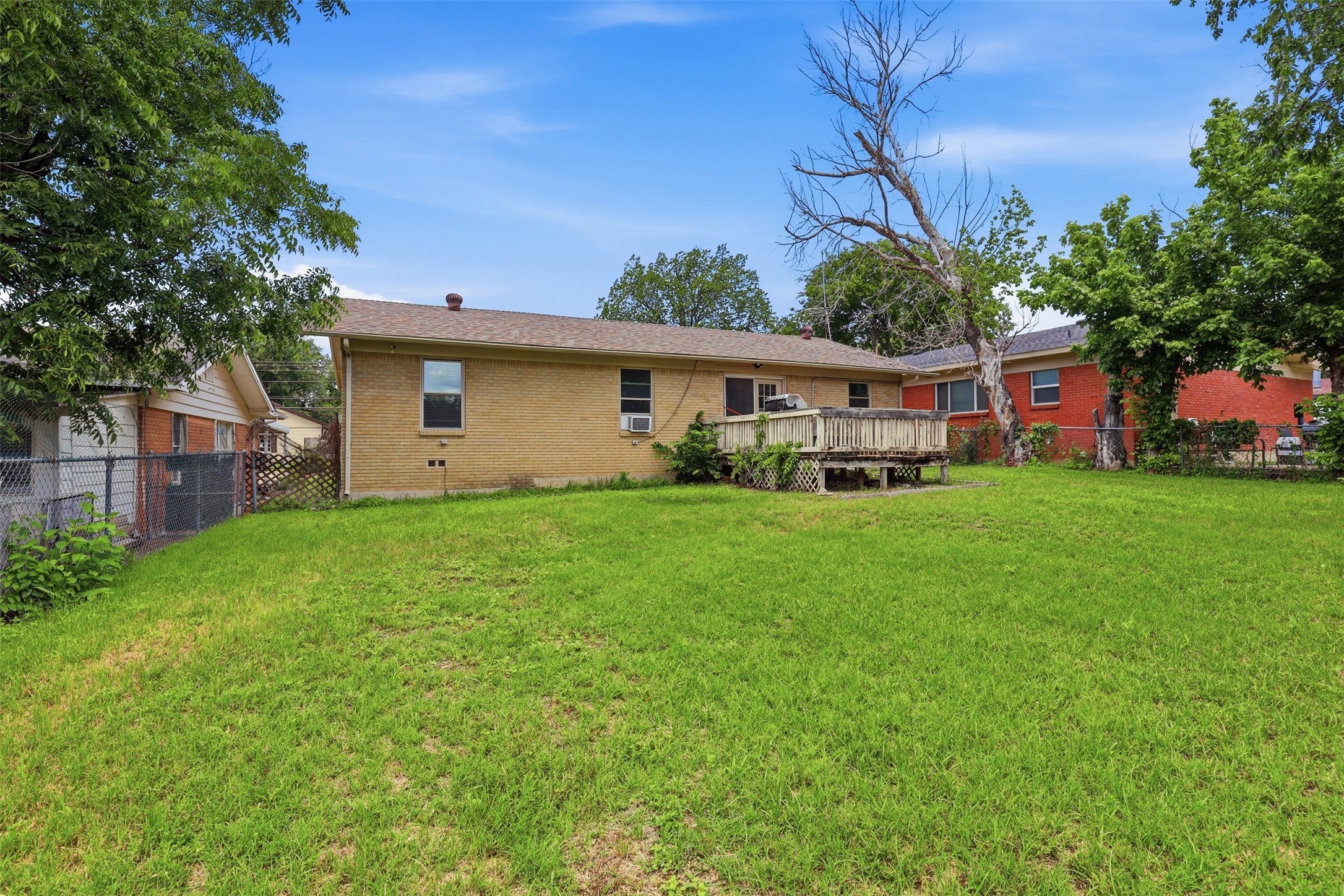 4304 Hodgkins Road Lake Worth TX 76135