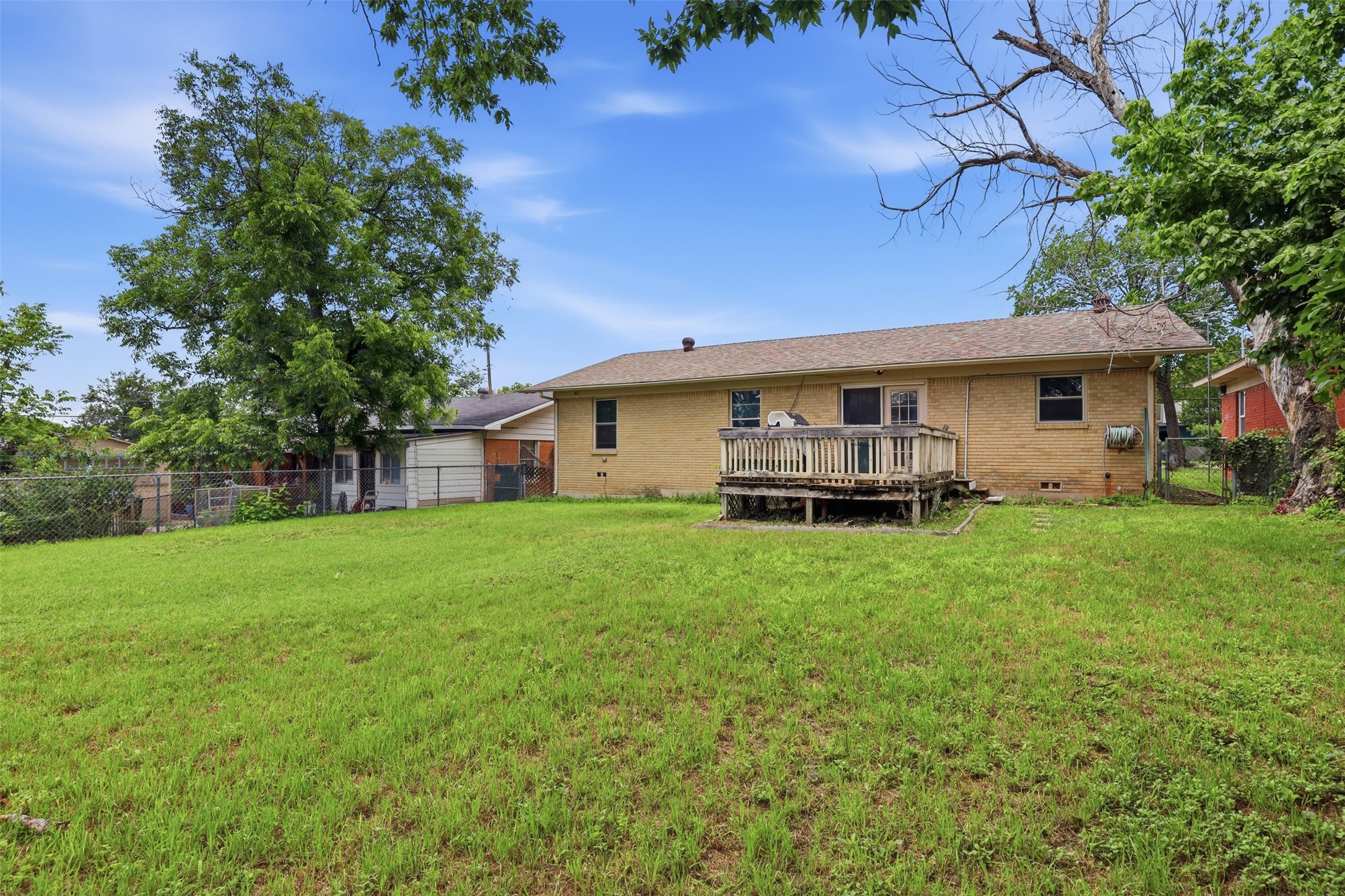 4304 Hodgkins Road Lake Worth TX 76135