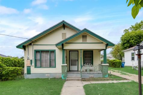 1538 Waweenoc Avenue Dallas TX 75216