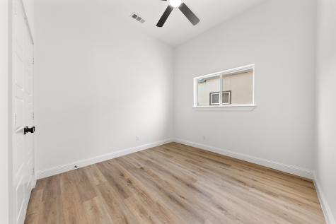 1259 Bonham Street Paris TX 75460
