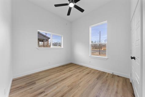 1259 Bonham Street Paris TX 75460