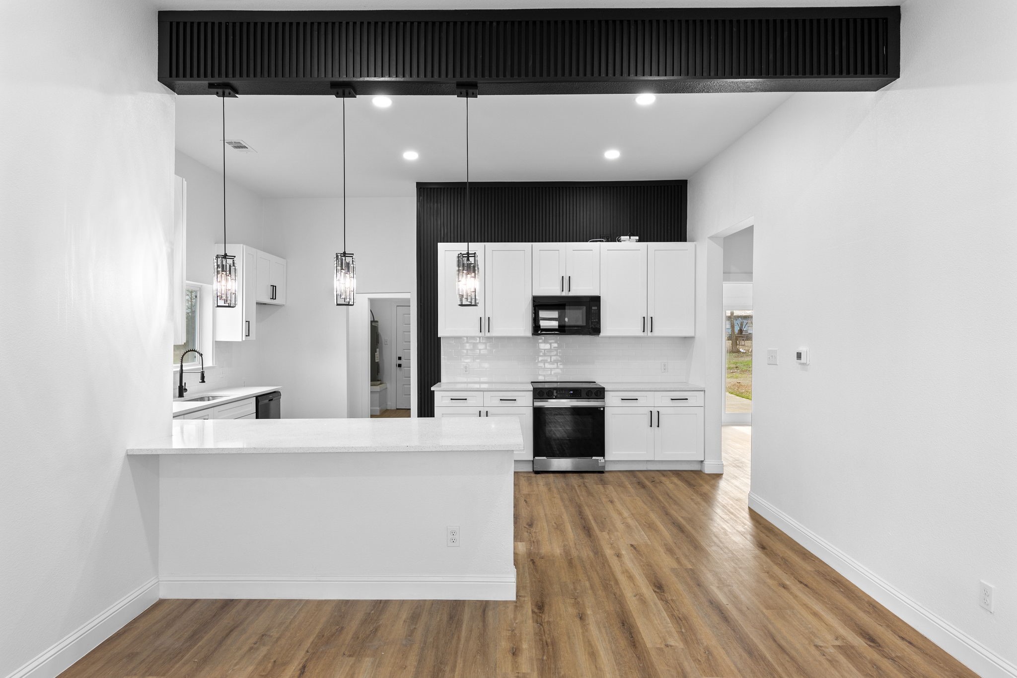 1259 Bonham Street Paris TX 75460