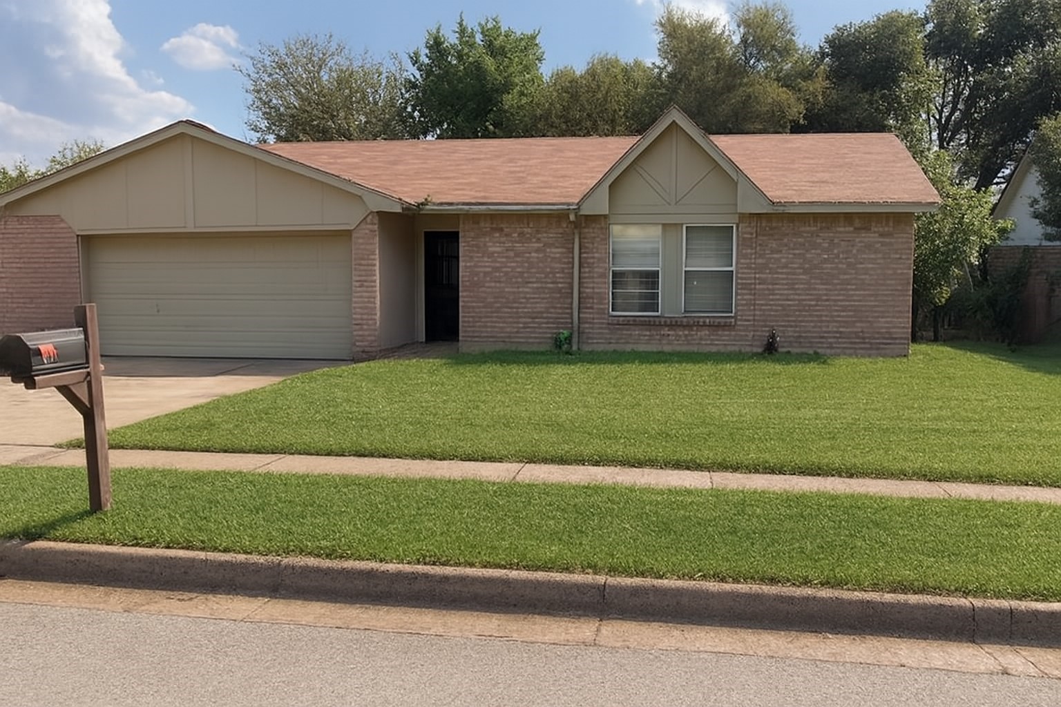 208 Nettletree Street Arlington TX 76018