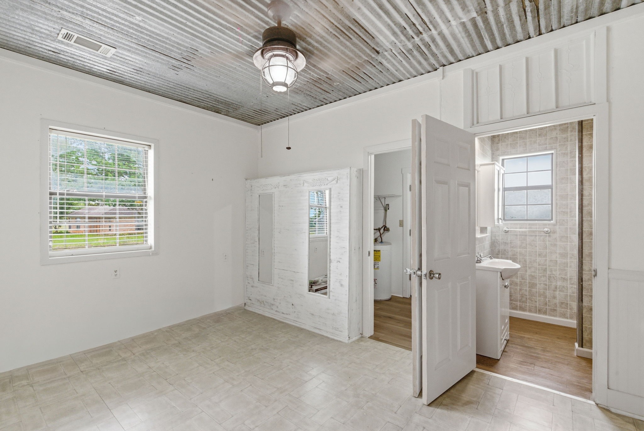 1701 Fox Road Millsap TX 76066