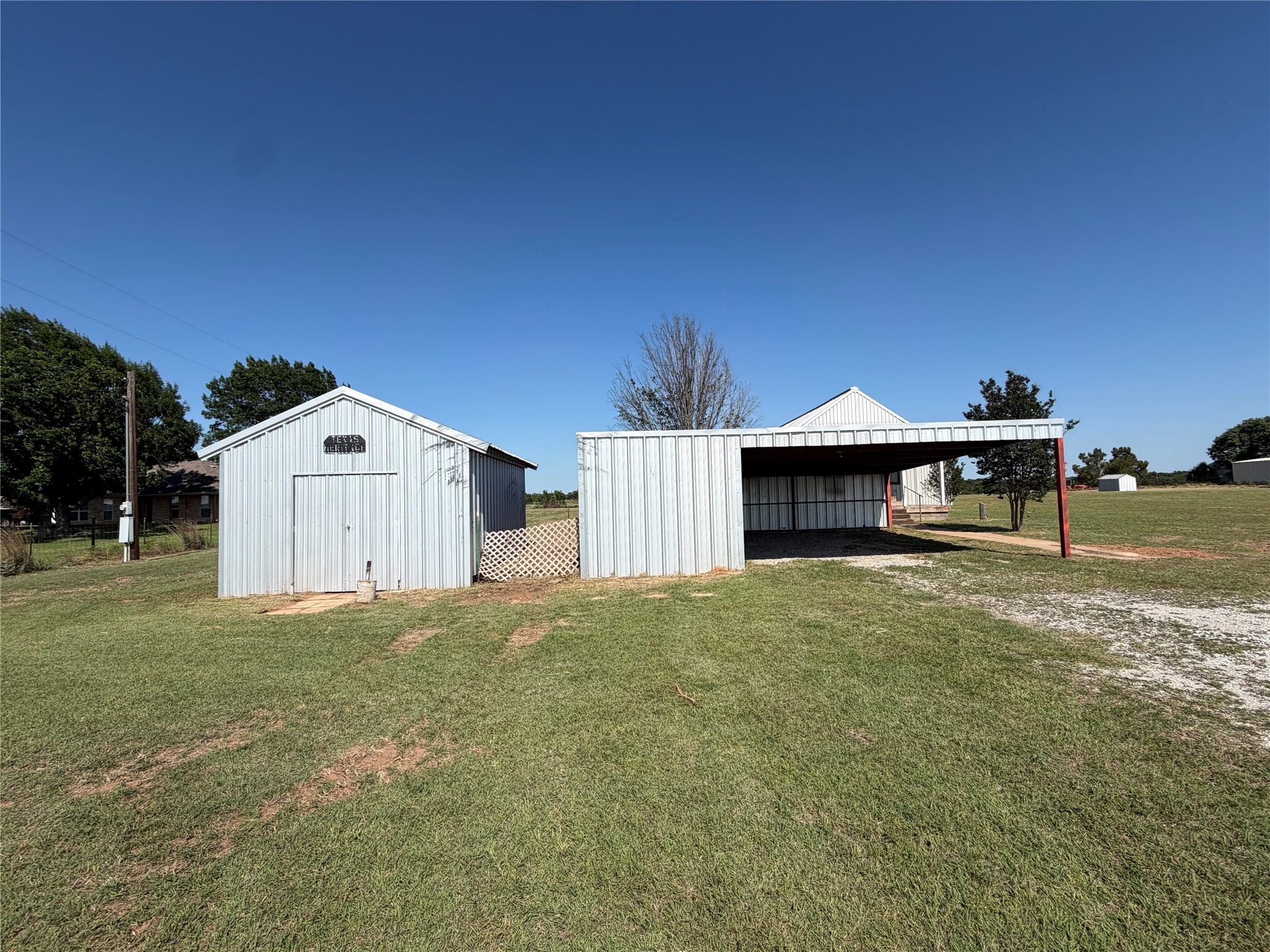1701 Fox Road Millsap TX 76066