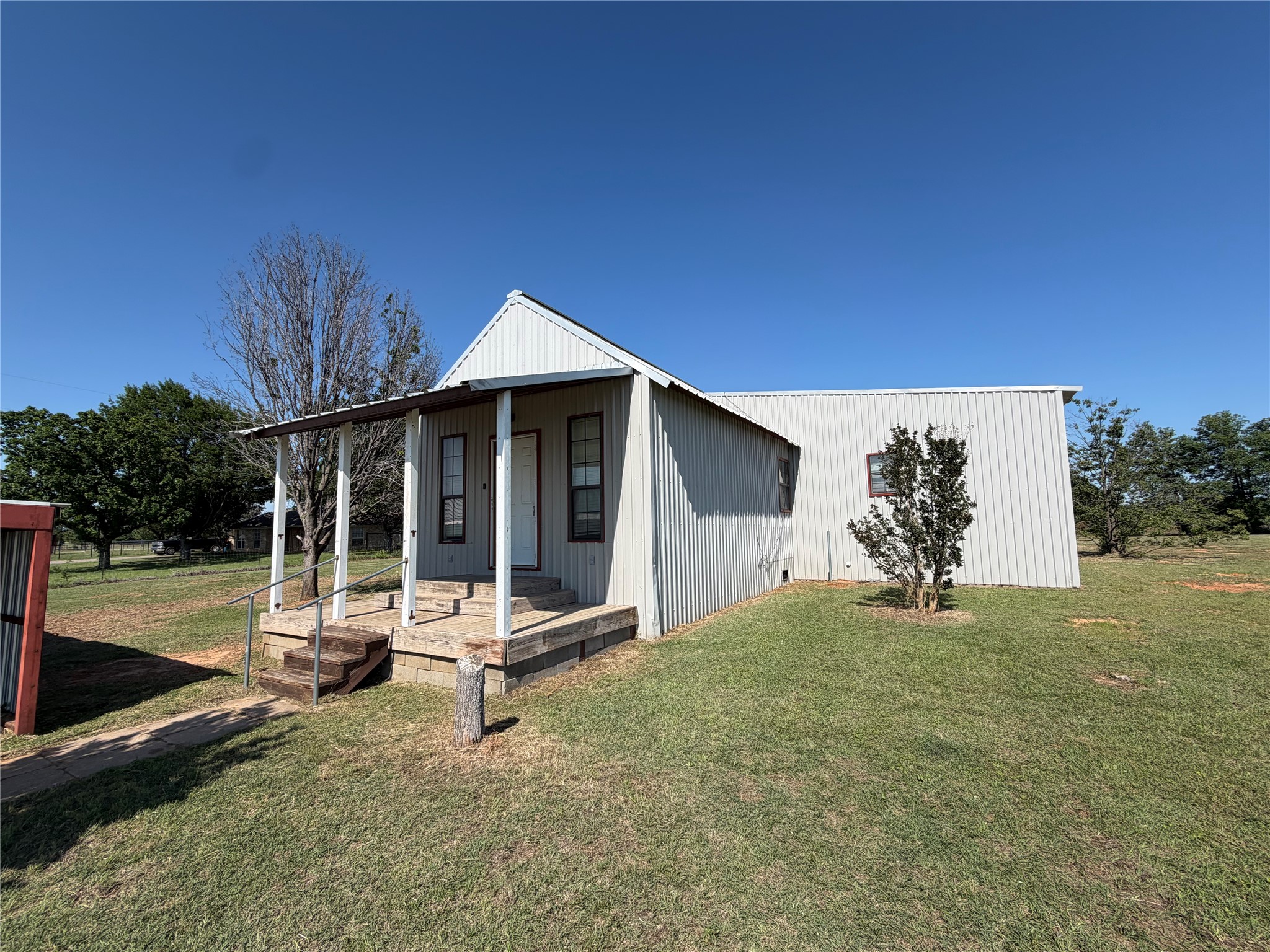 1701 Fox Road Millsap TX 76066