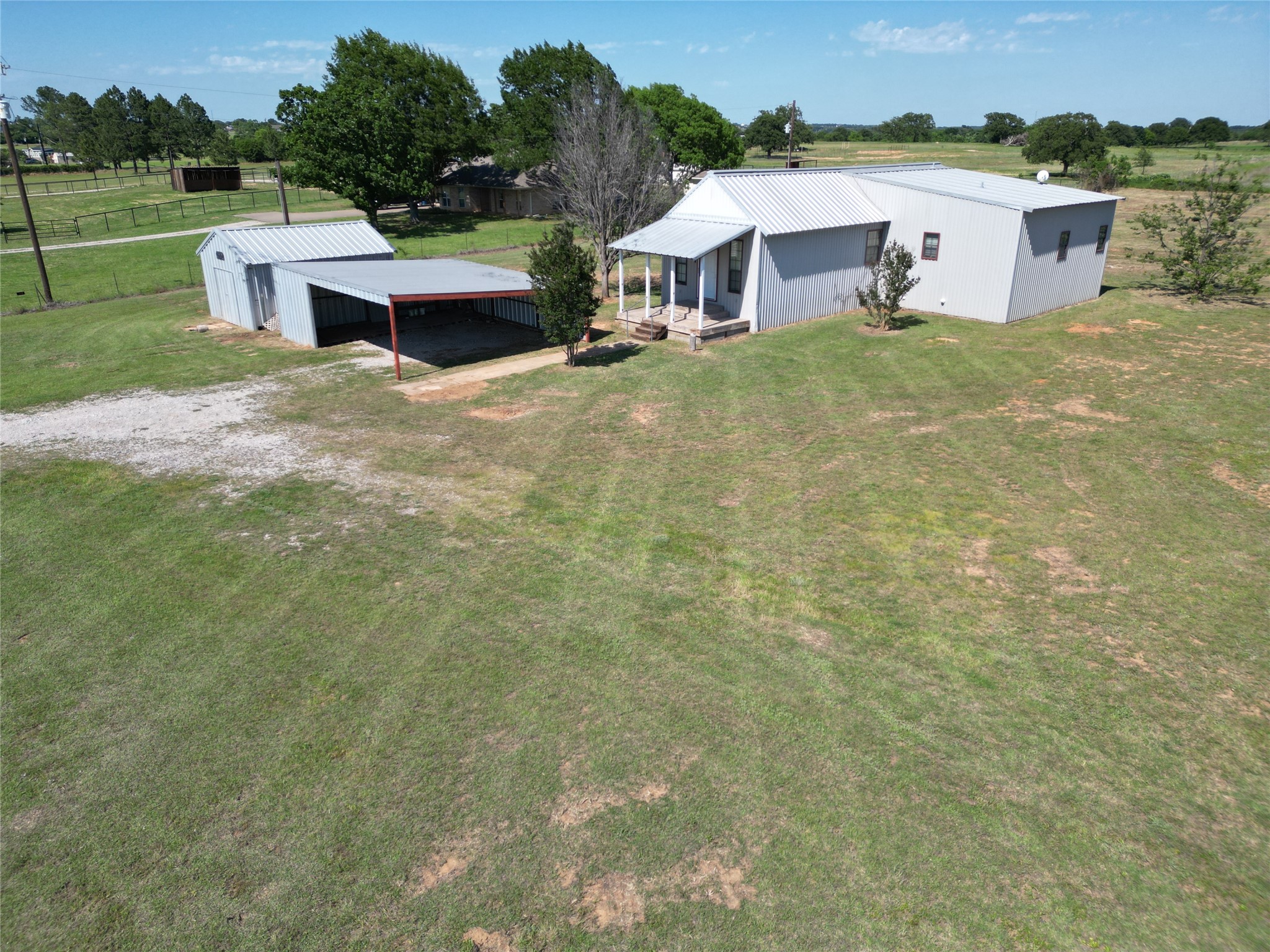 1701 Fox Road Millsap TX 76066