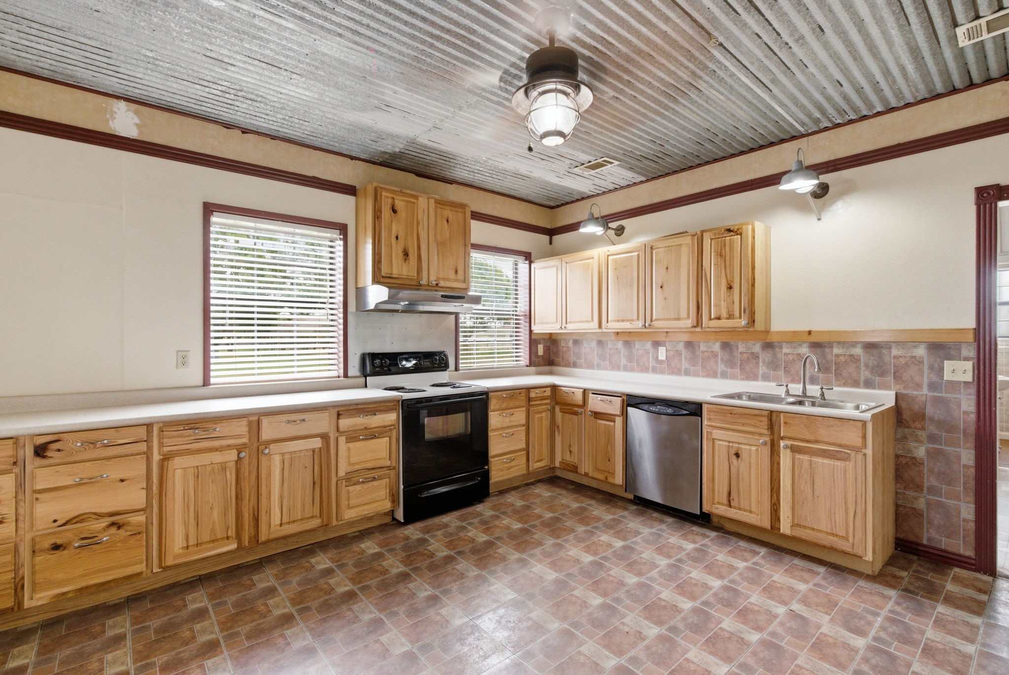 1701 Fox Road Millsap TX 76066