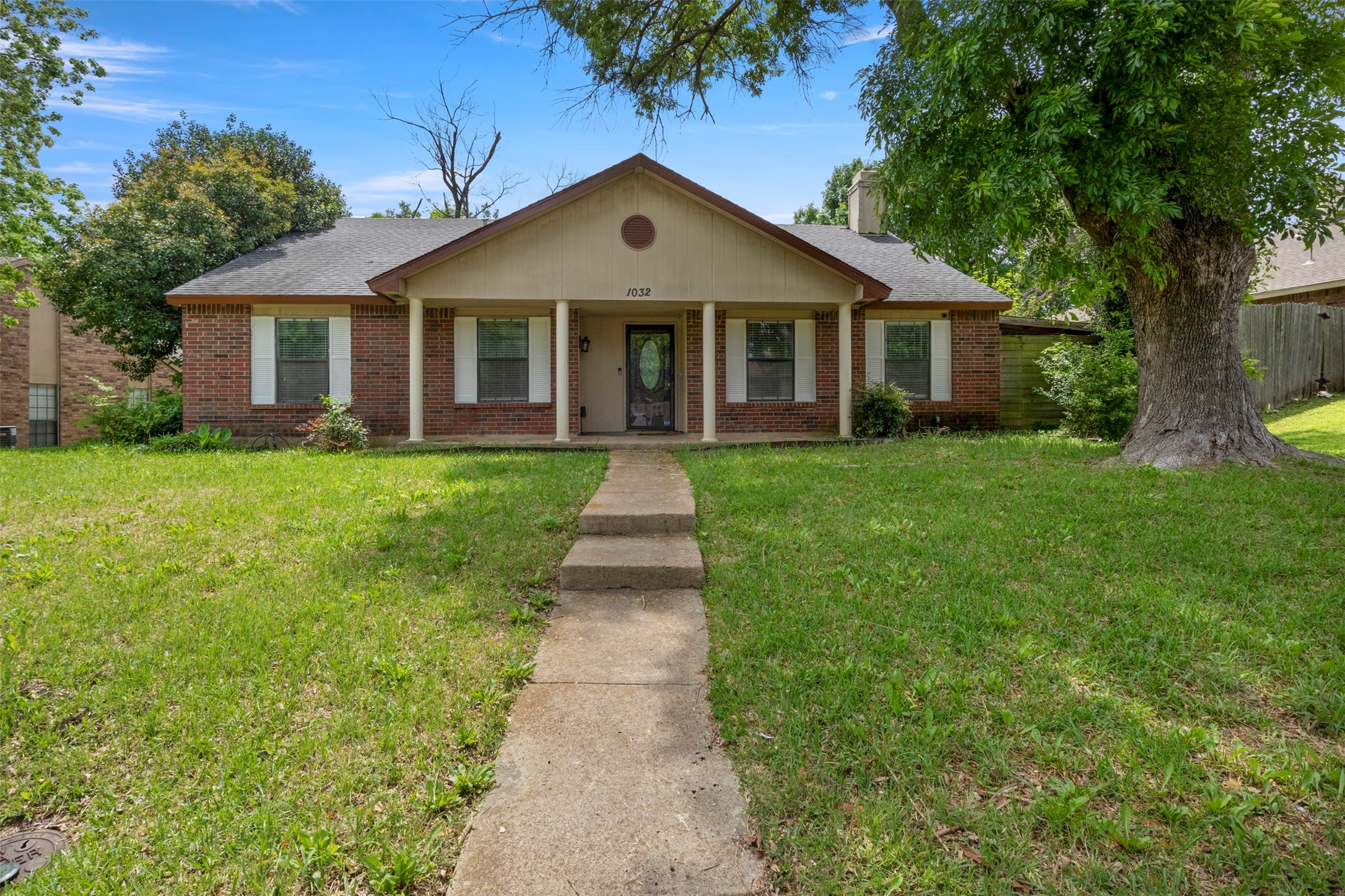 1032 Twin Falls Drive Desoto TX 75115