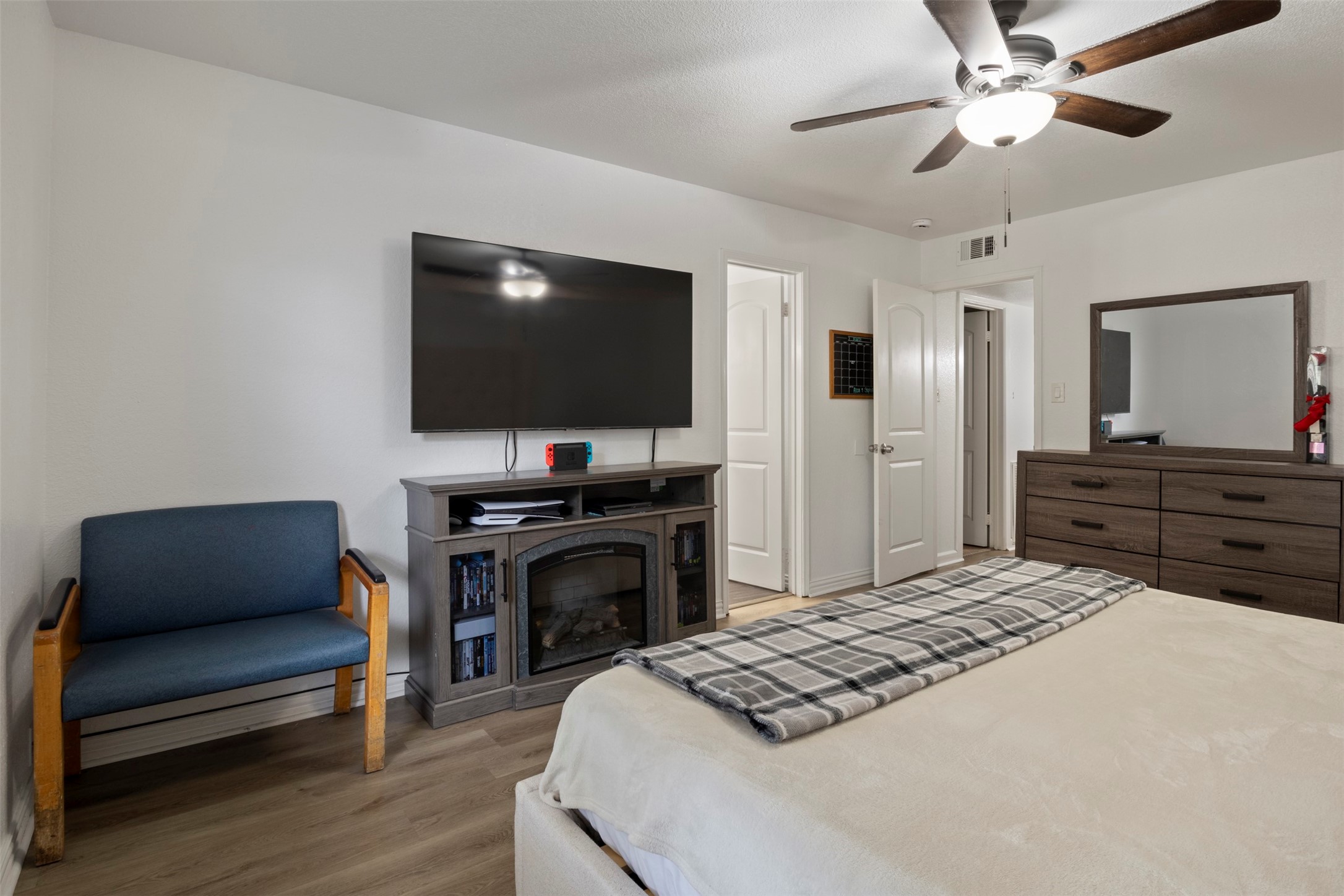1032 Twin Falls Drive Desoto TX 75115