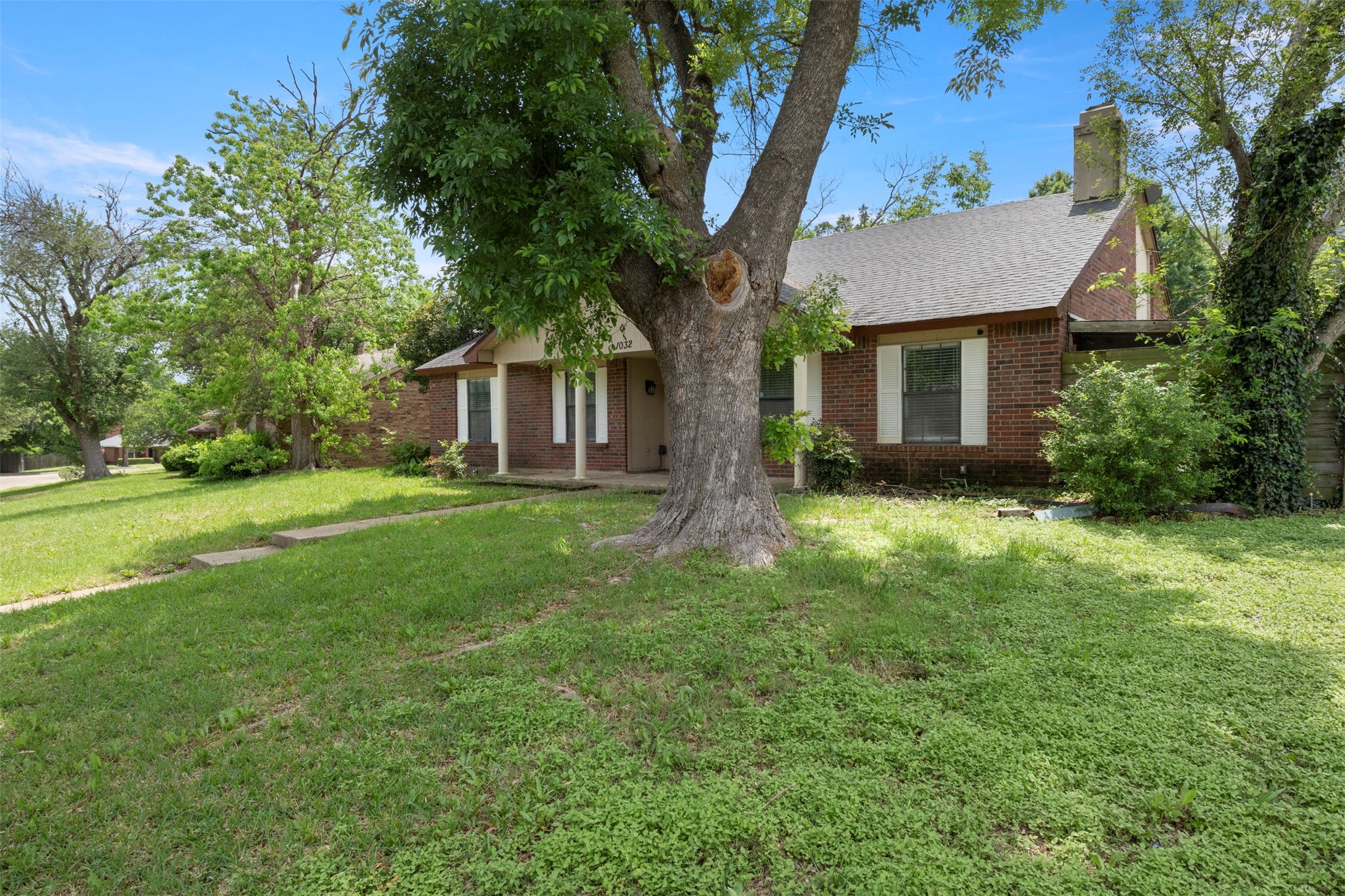 1032 Twin Falls Drive Desoto TX 75115