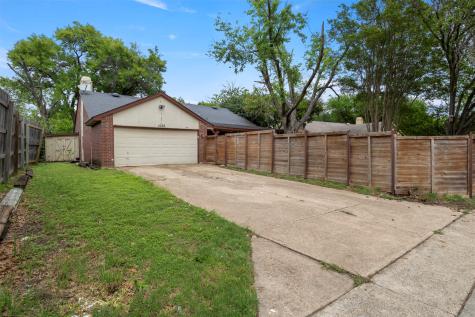 1032 Twin Falls Drive Desoto TX 75115