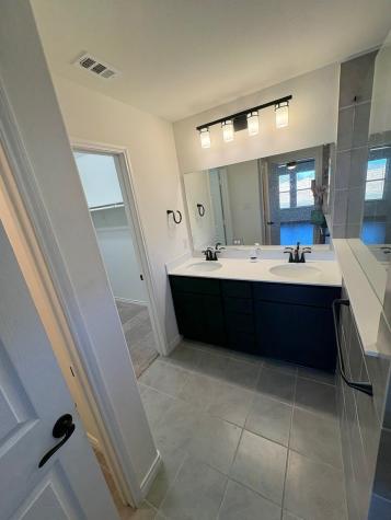 1833 Aslynn Circle Aubrey TX 76227