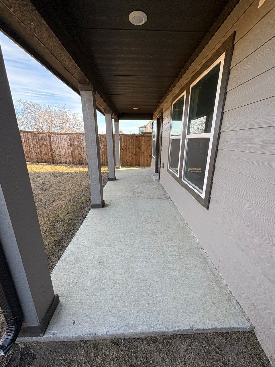1833 Aslynn Circle Aubrey TX 76227