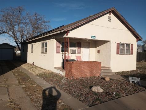203 N 7th Street Memphis TX 79245