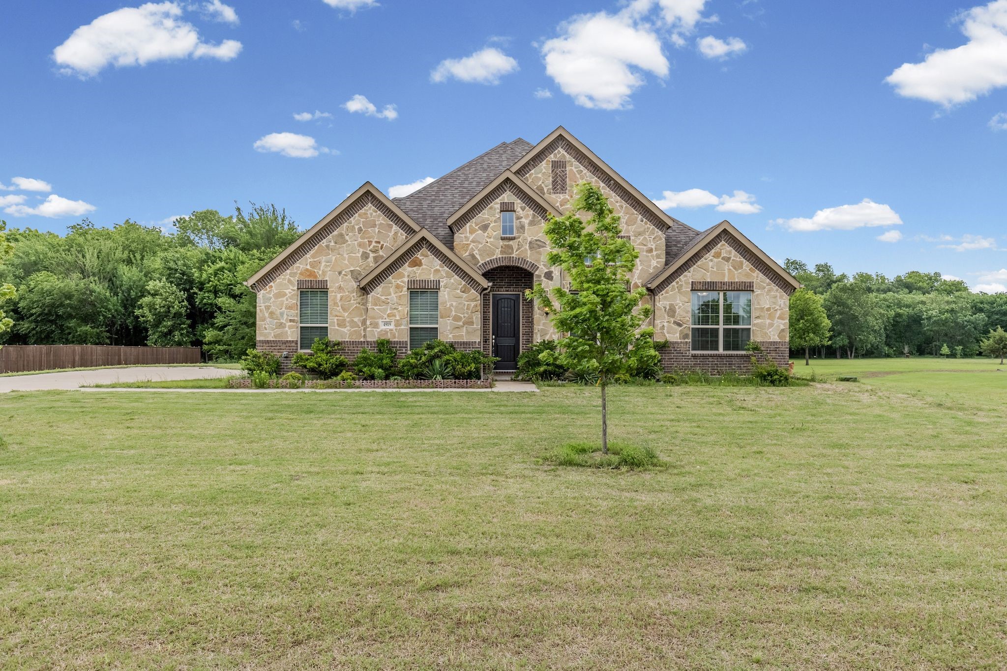 4919 Elizabeth Way Lone Oak TX 75453