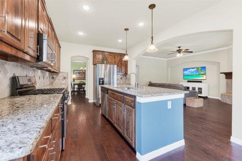 10624 Leesa Drive Mckinney TX 75072