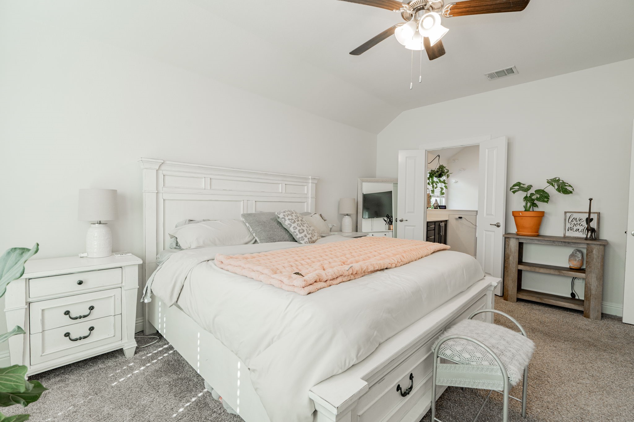 11012 Klondike Lane Aubrey TX 76227