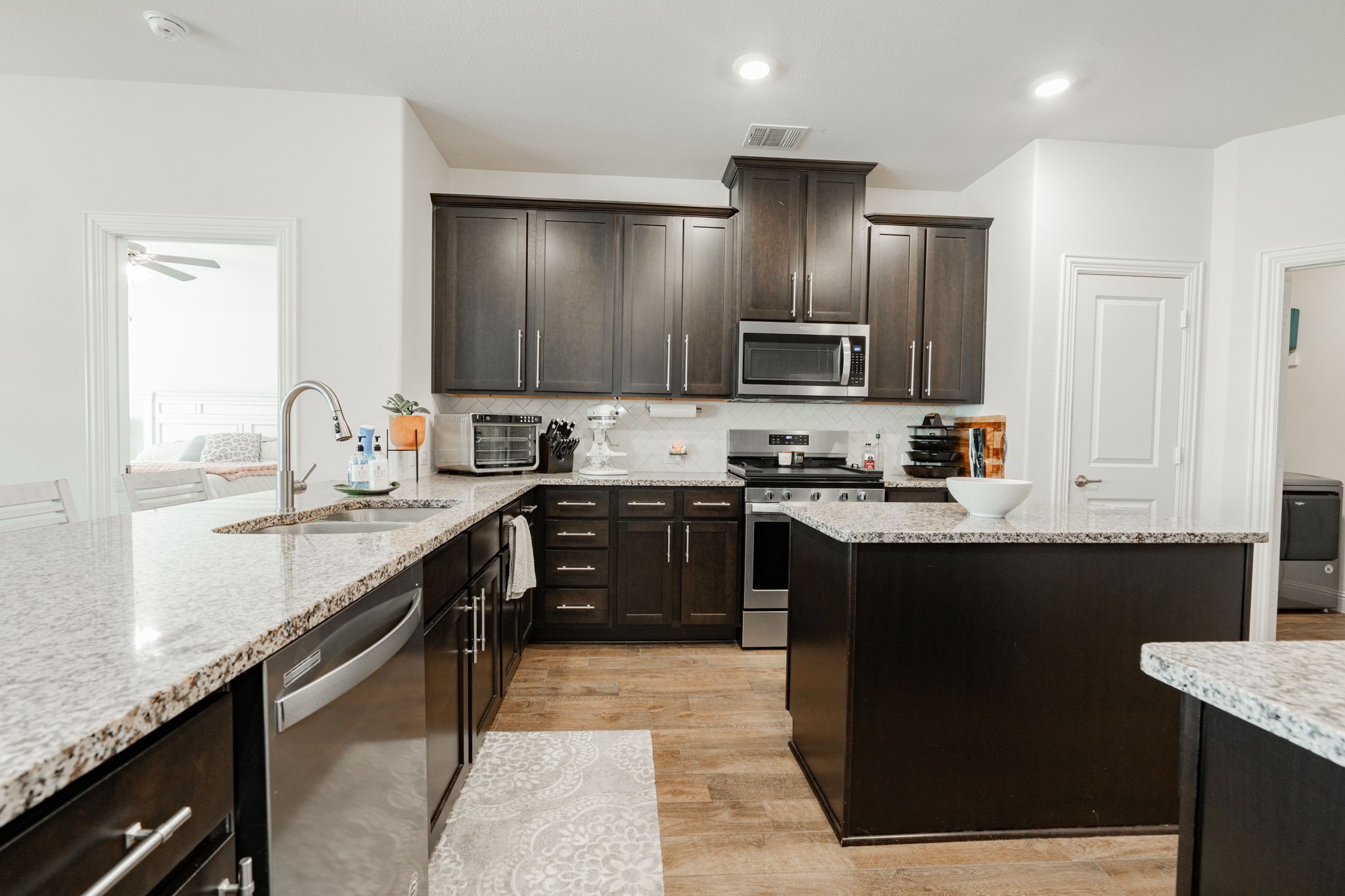 11012 Klondike Lane Aubrey TX 76227