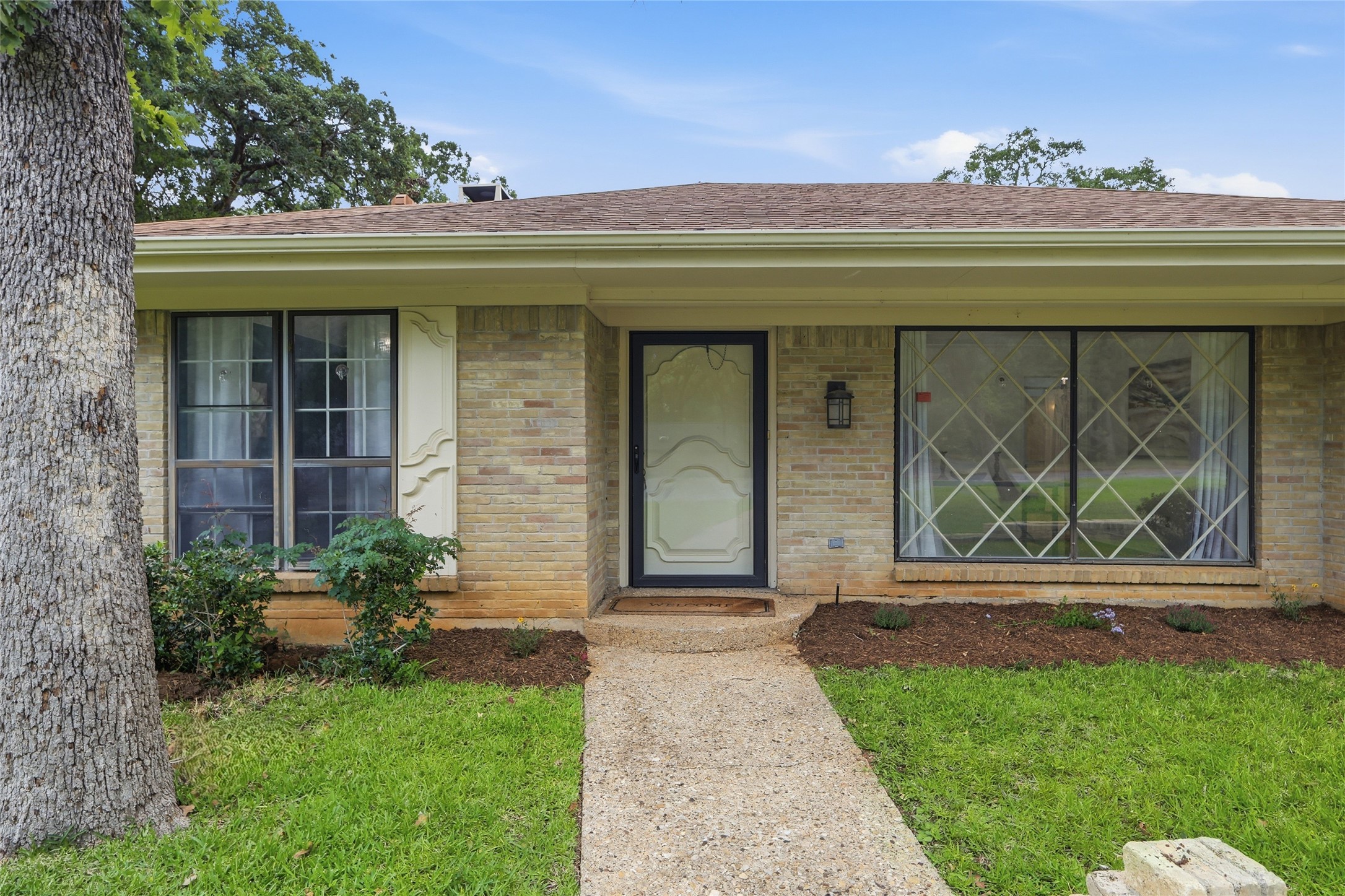 823 Ridgecrest Circle Denton TX 76205