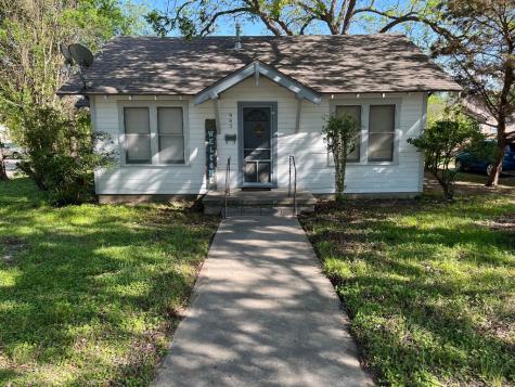 902 W 3rd Street Clifton TX 76634