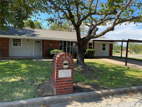 1700 SE 22nd Avenue Mineral Wells TX 76067