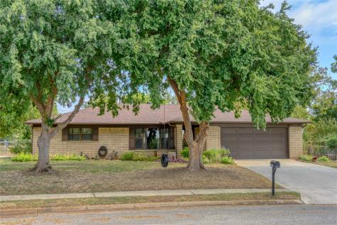 3205 Bordeaux Street Sherman TX 75090