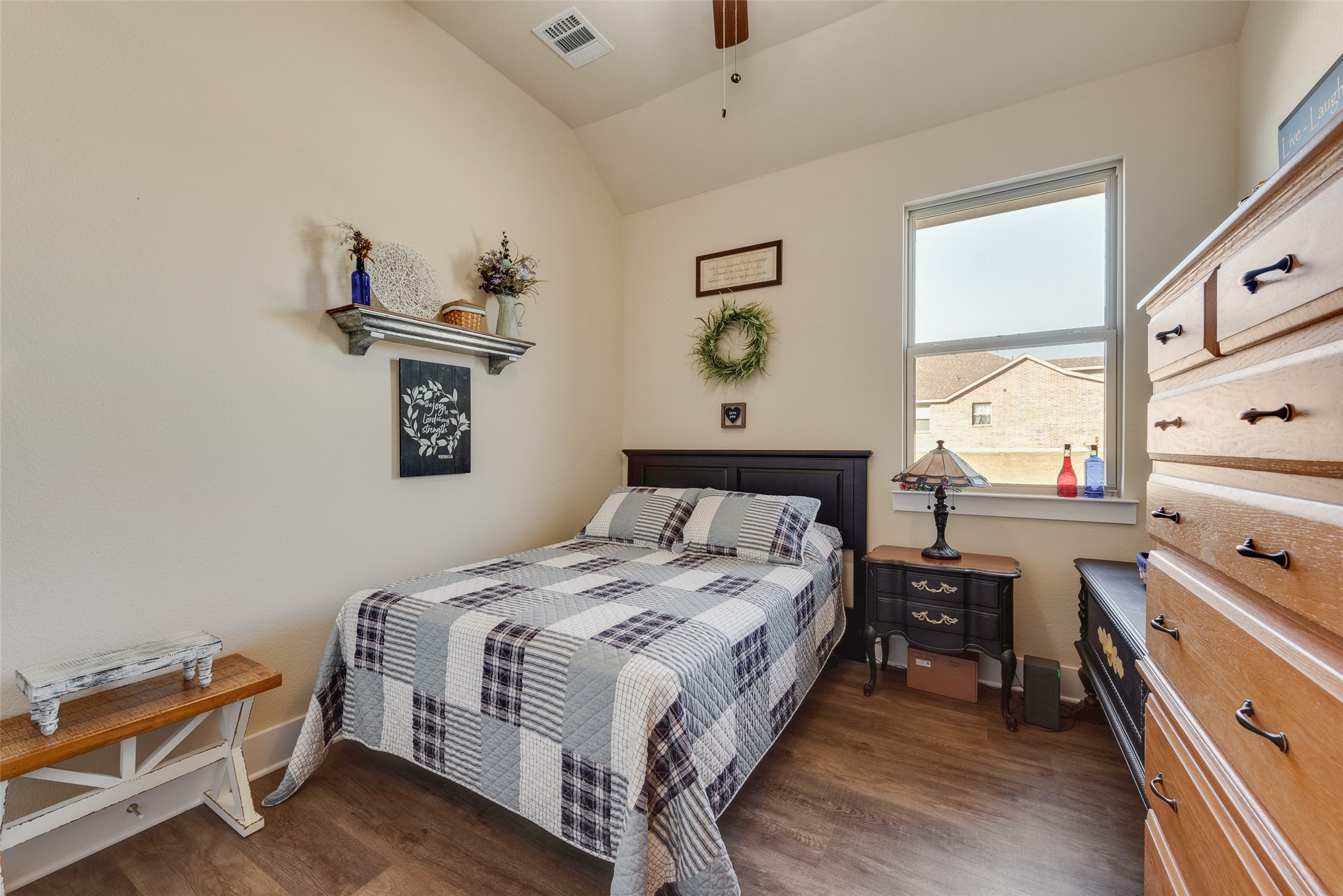 136 Creekside Drive Sanger TX 76266