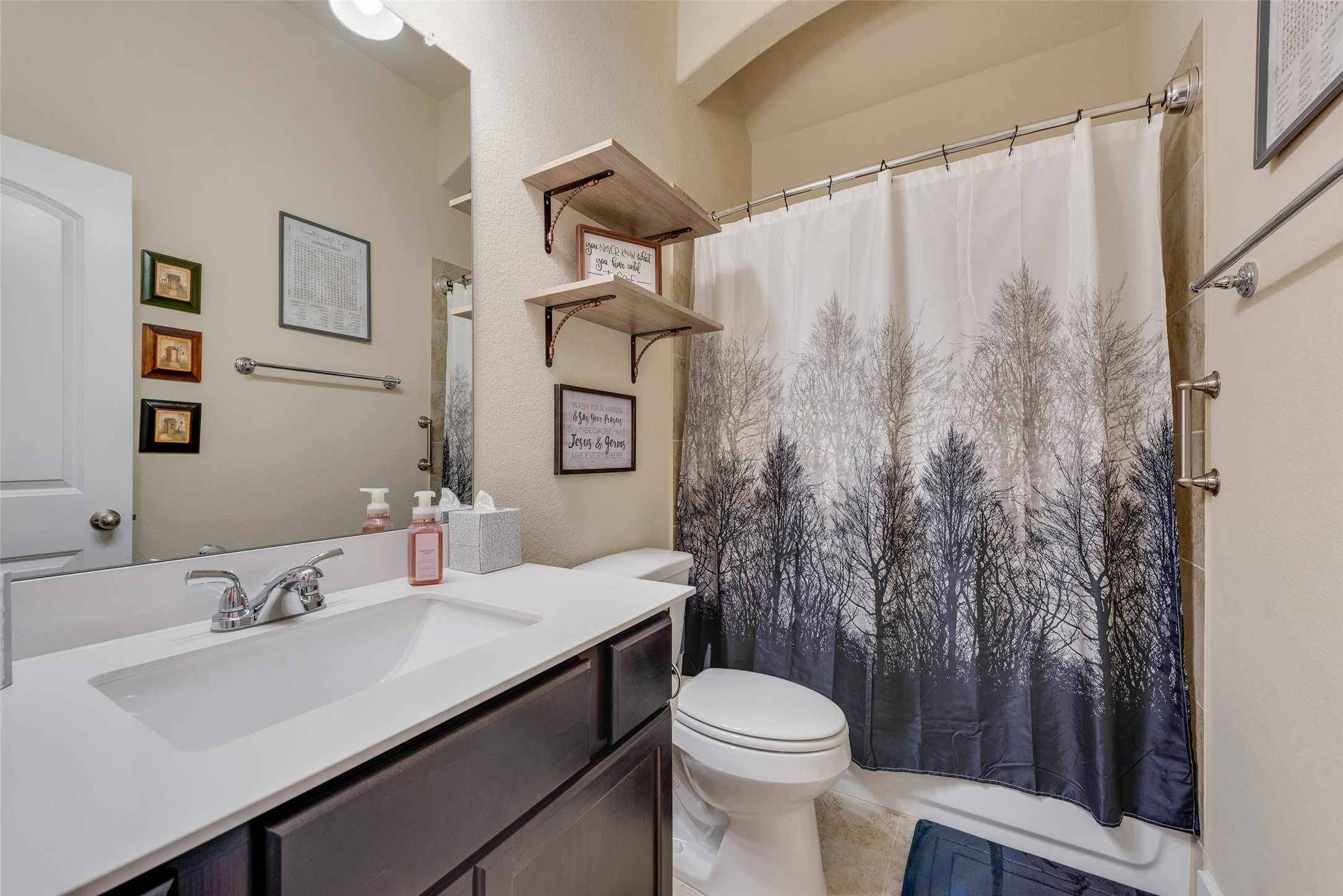 136 Creekside Drive Sanger TX 76266