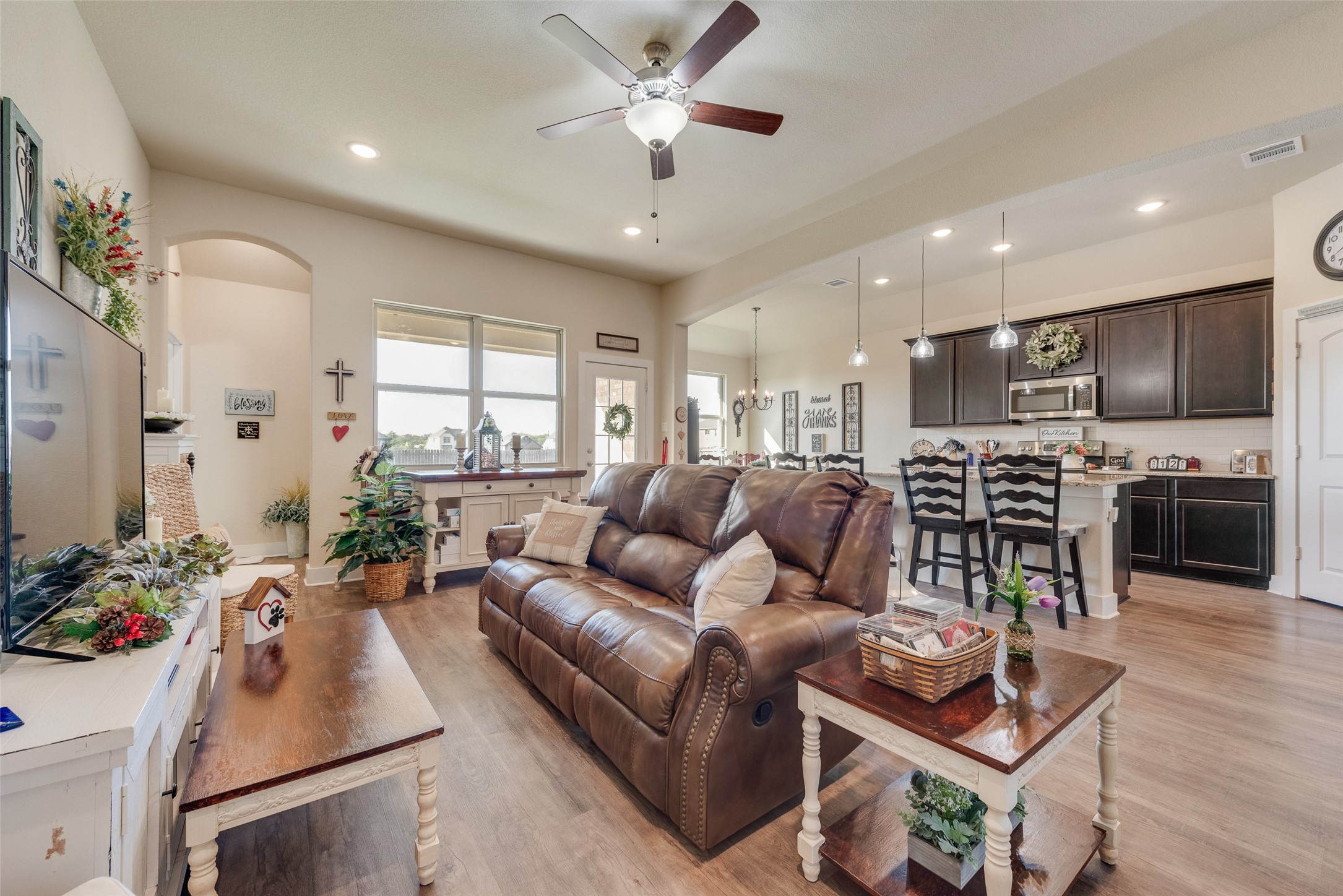 136 Creekside Drive Sanger TX 76266