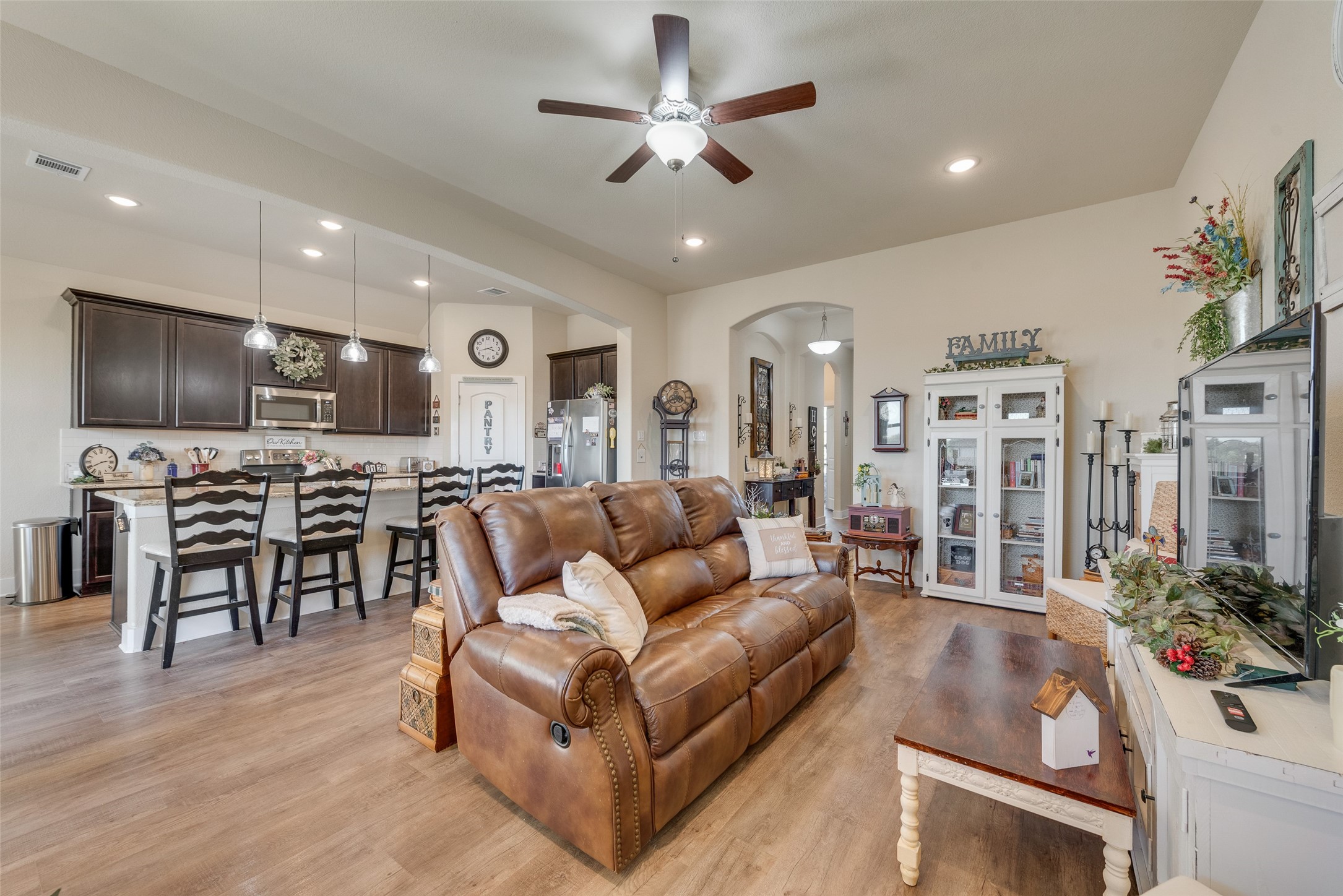 136 Creekside Drive Sanger TX 76266