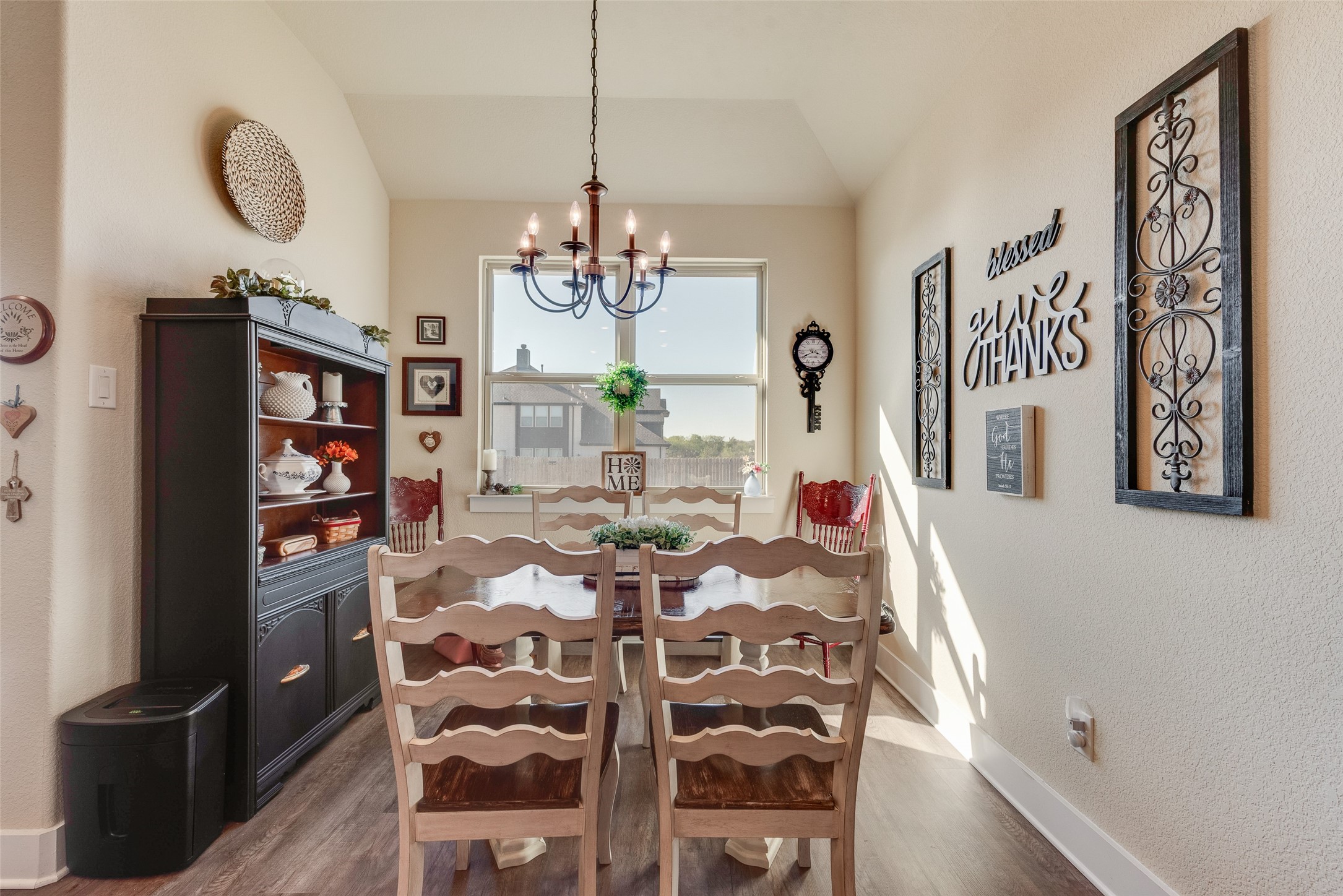 136 Creekside Drive Sanger TX 76266