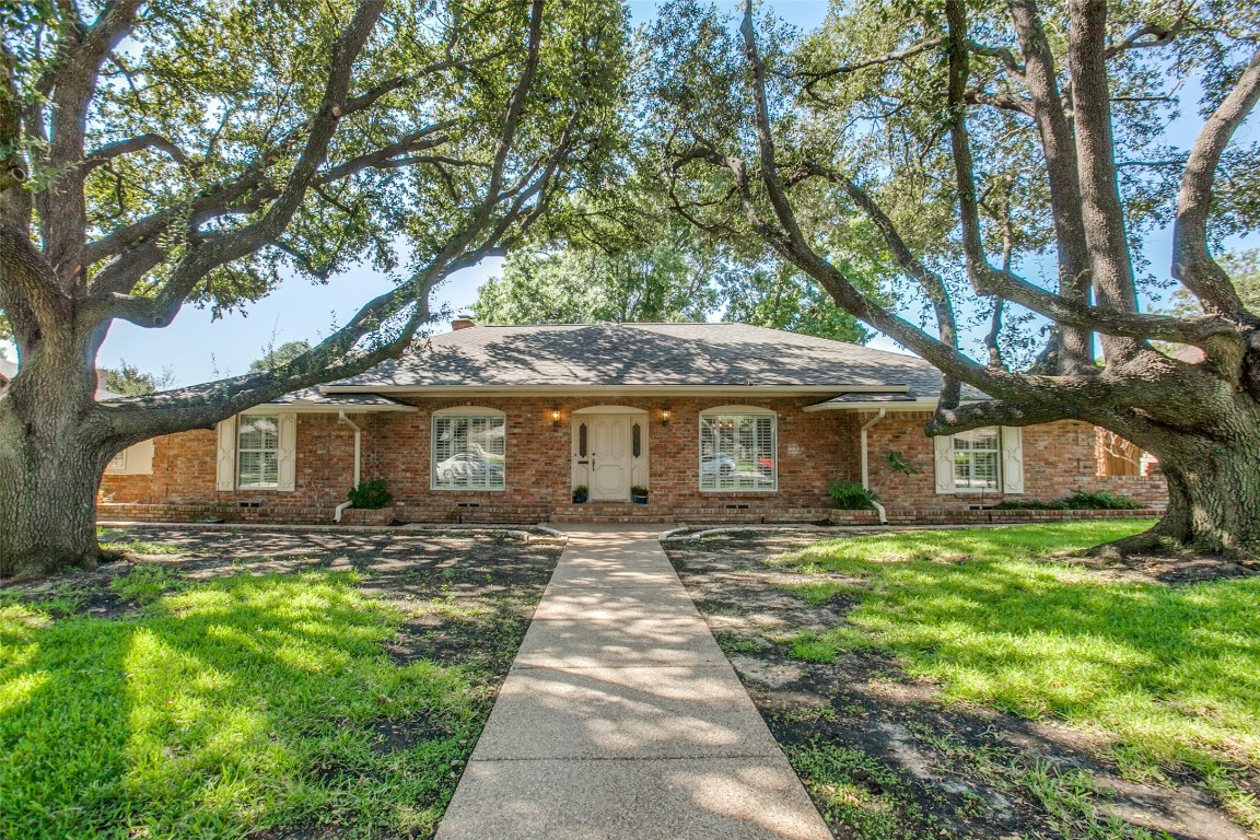7012 Stefani Drive Dallas TX 75225