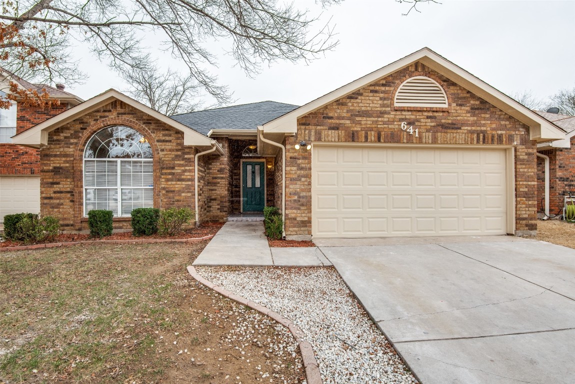 641 Beatty Drive Grand Prairie TX 75052