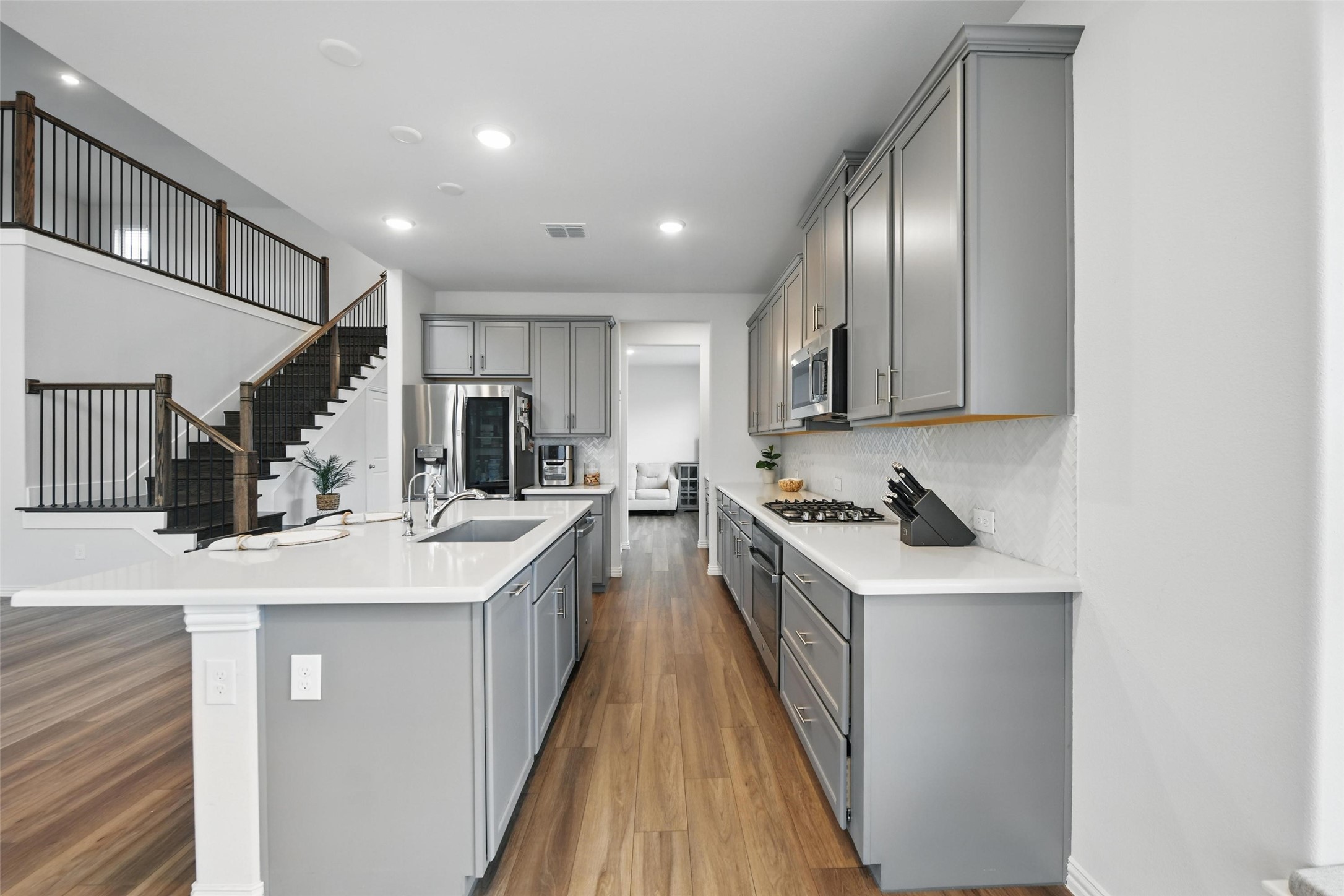 421 Acton Avenue Fort Worth TX 76131
