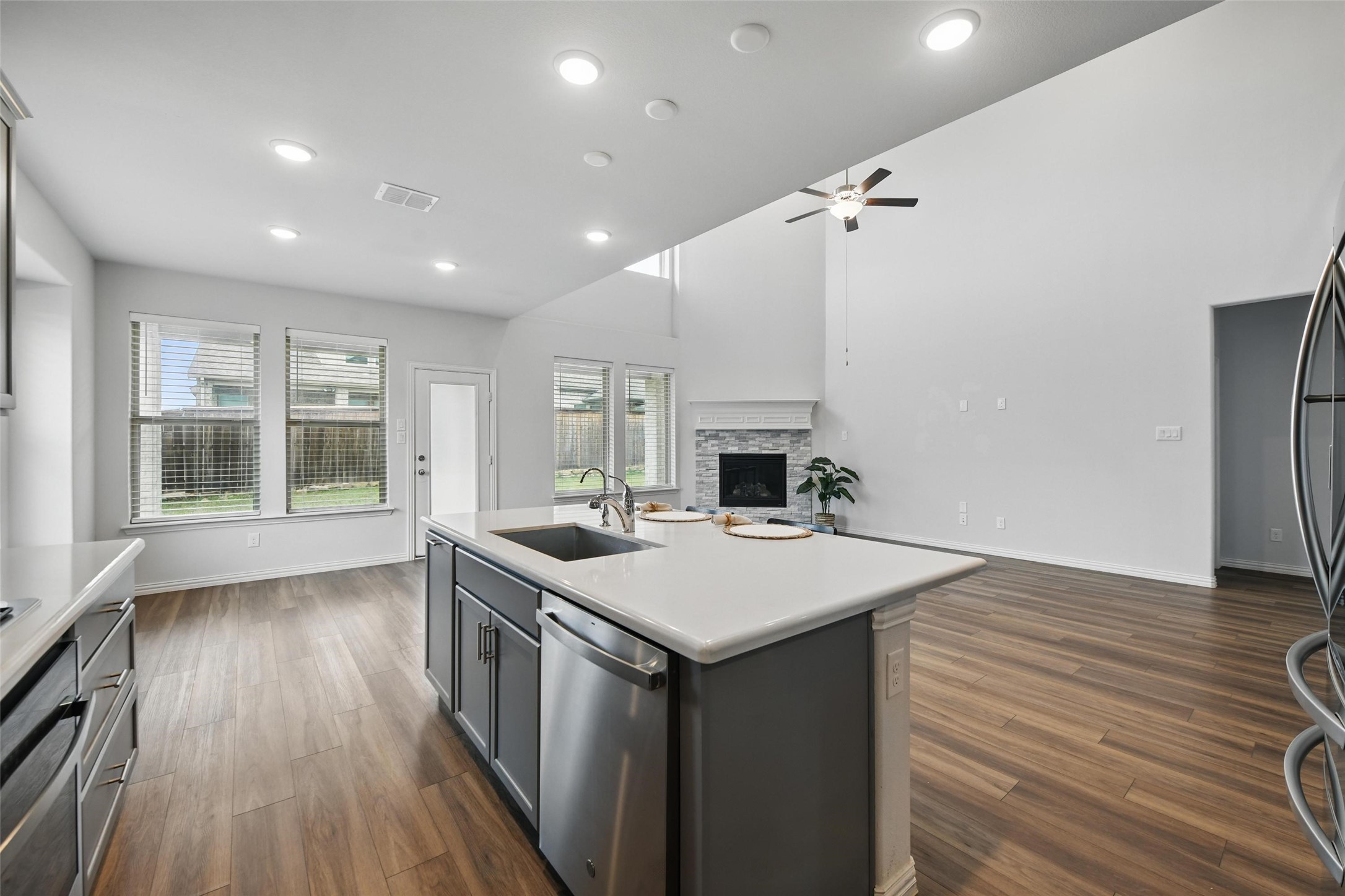 421 Acton Avenue Fort Worth TX 76131