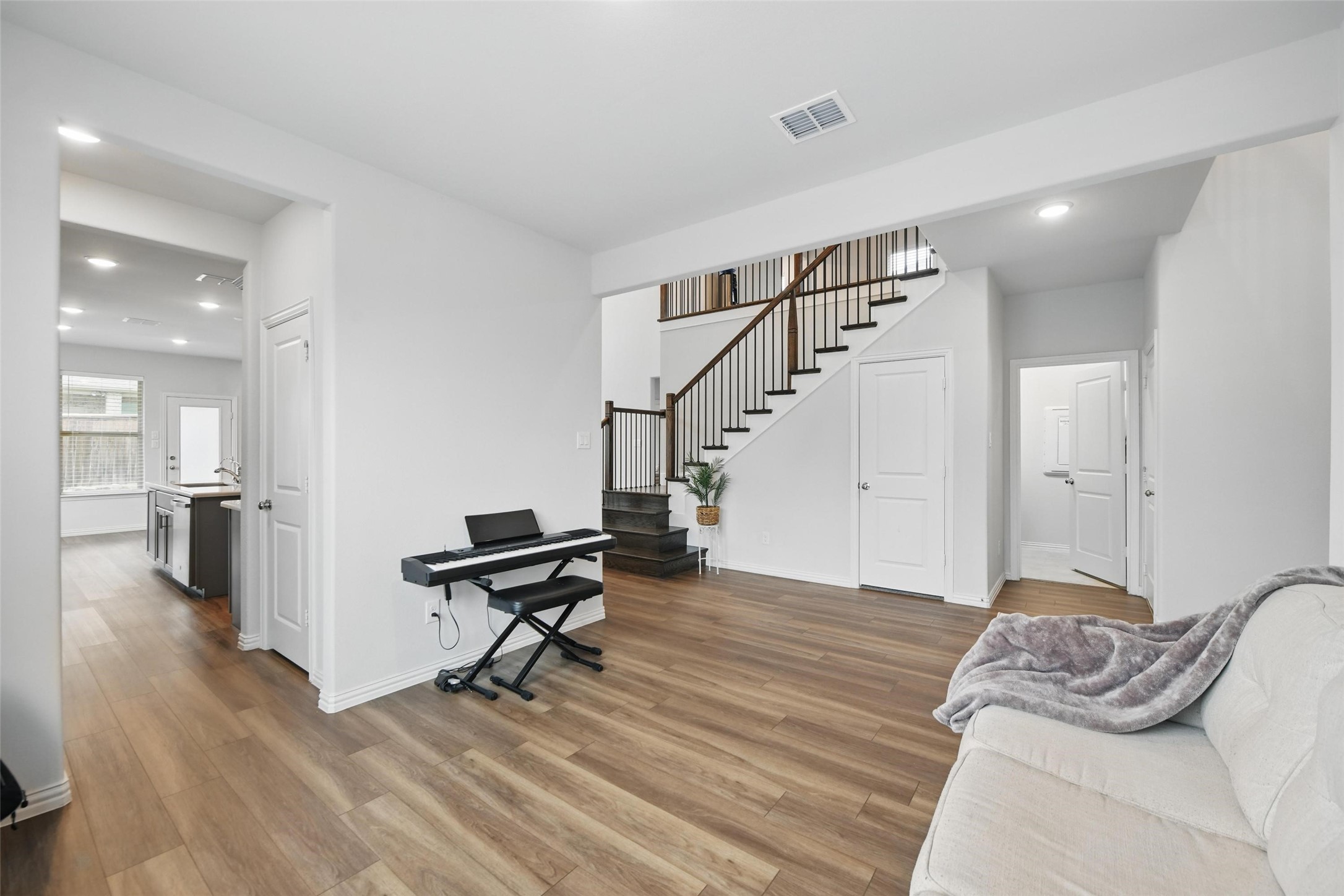 421 Acton Avenue Fort Worth TX 76131
