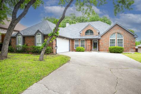6605 Shorewood Drive Arlington TX 76016