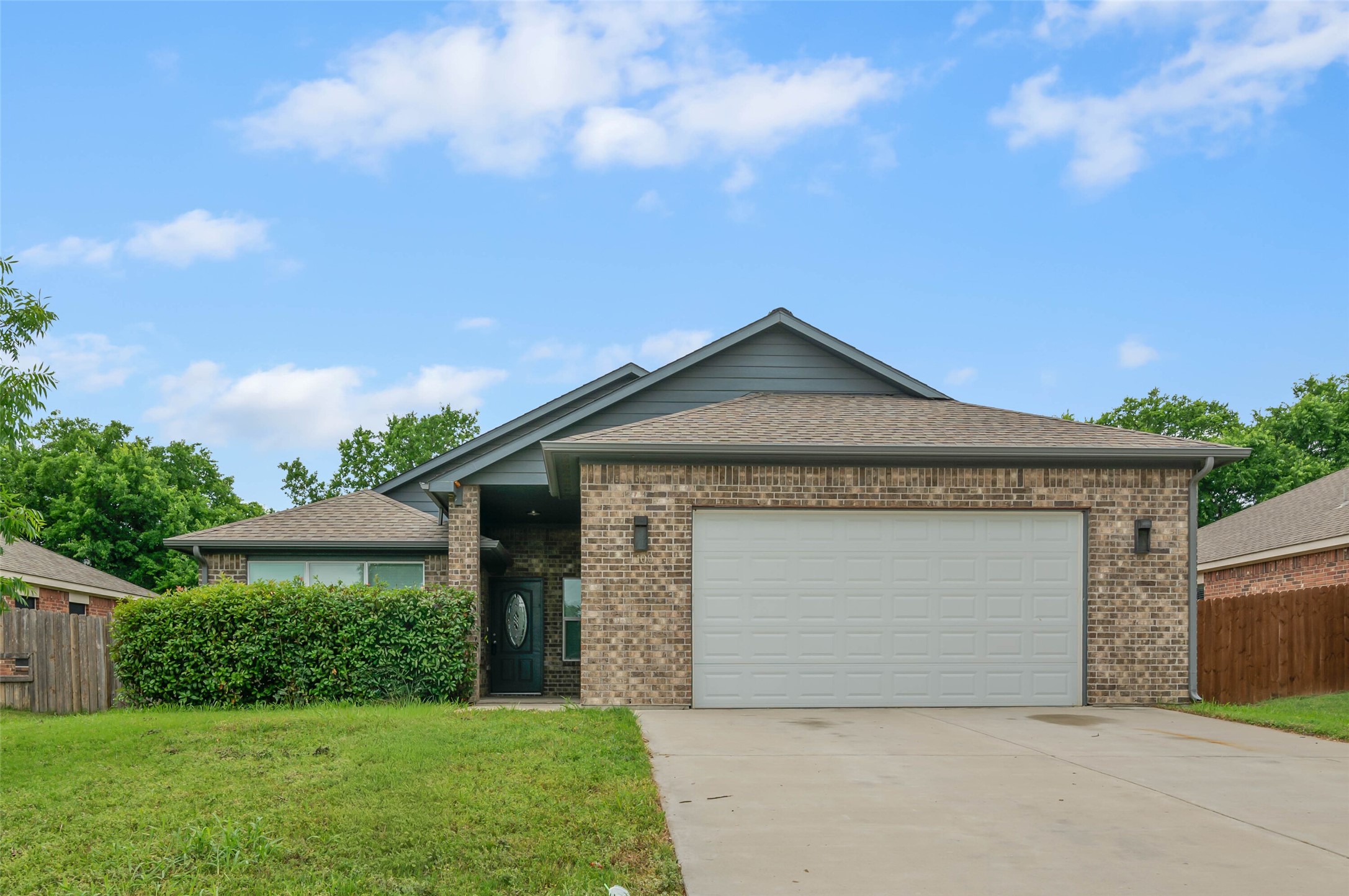 1100 Primrose Drive Sanger TX 76266
